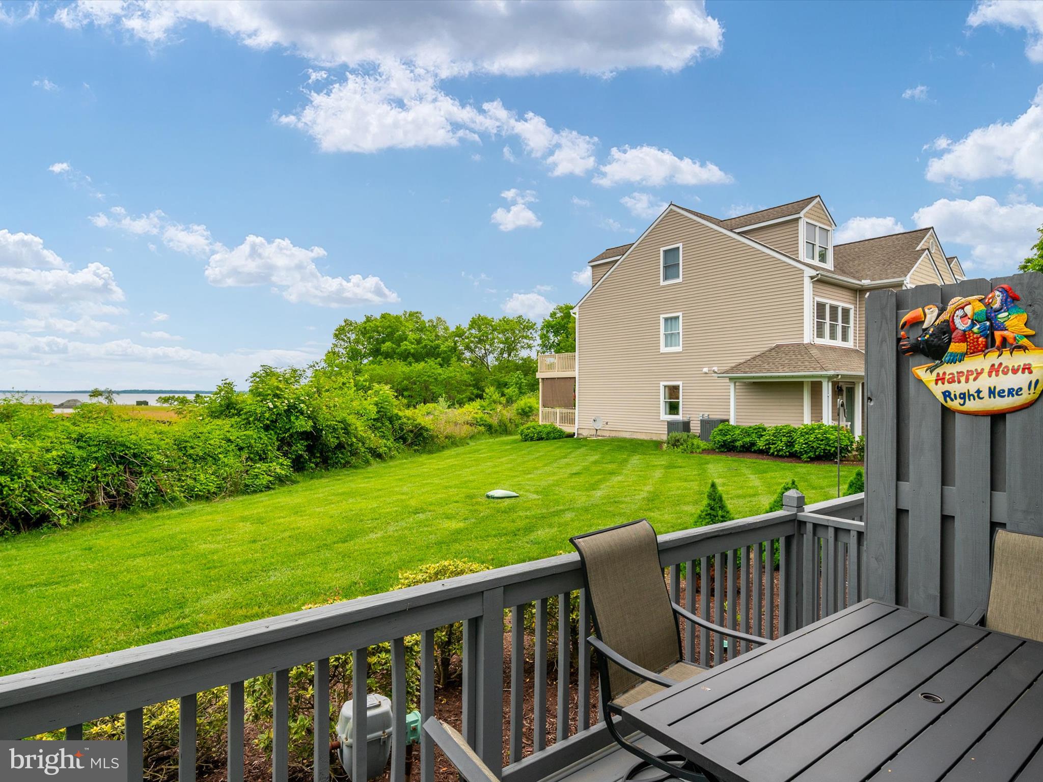 BAYSIDE MARINA - Residential
