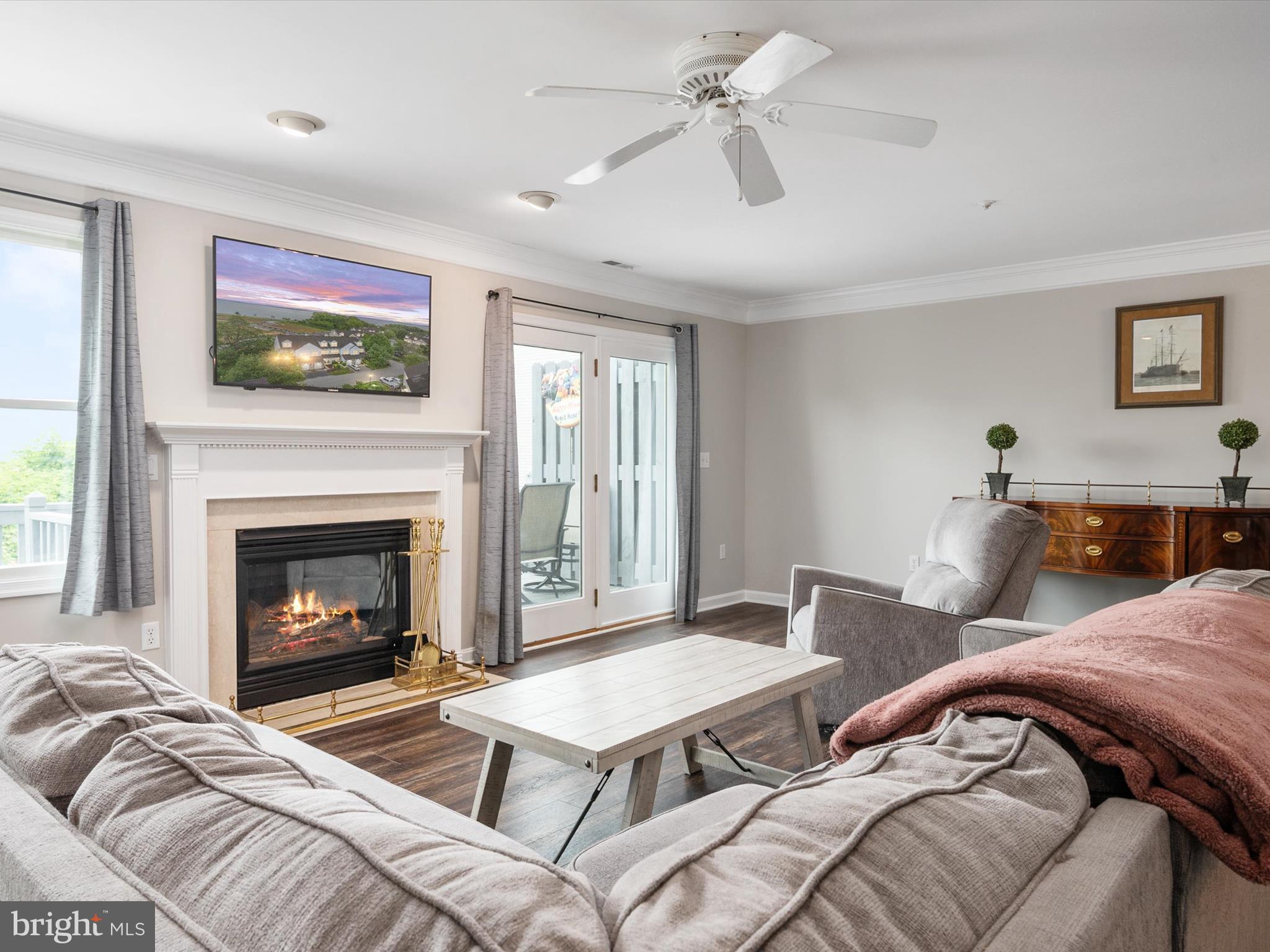 BAYSIDE MARINA - Residential