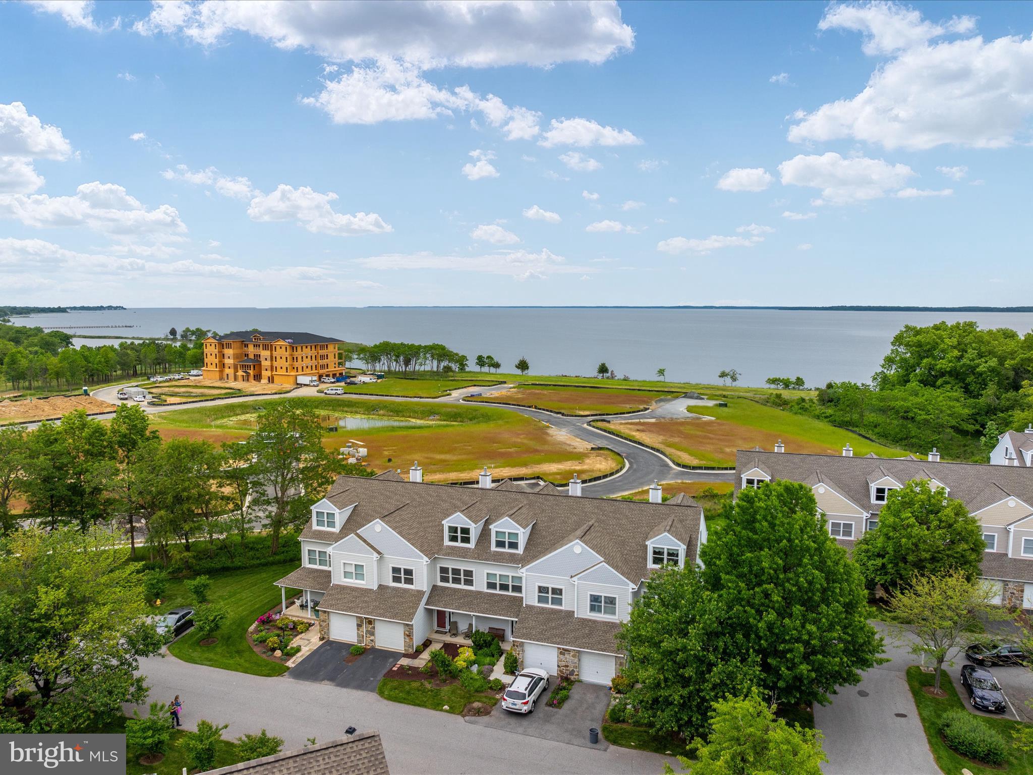 BAYSIDE MARINA - Residential