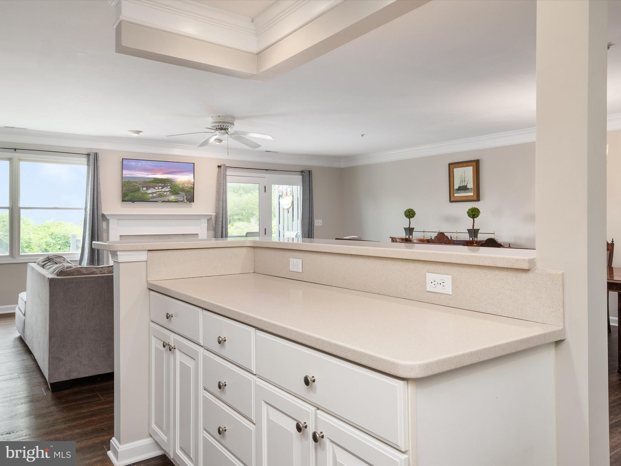 BAYSIDE MARINA - Residential