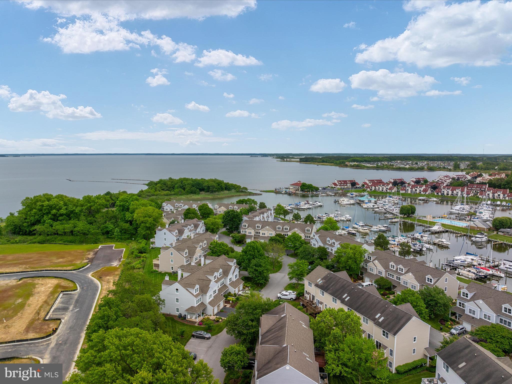 BAYSIDE MARINA - Residential