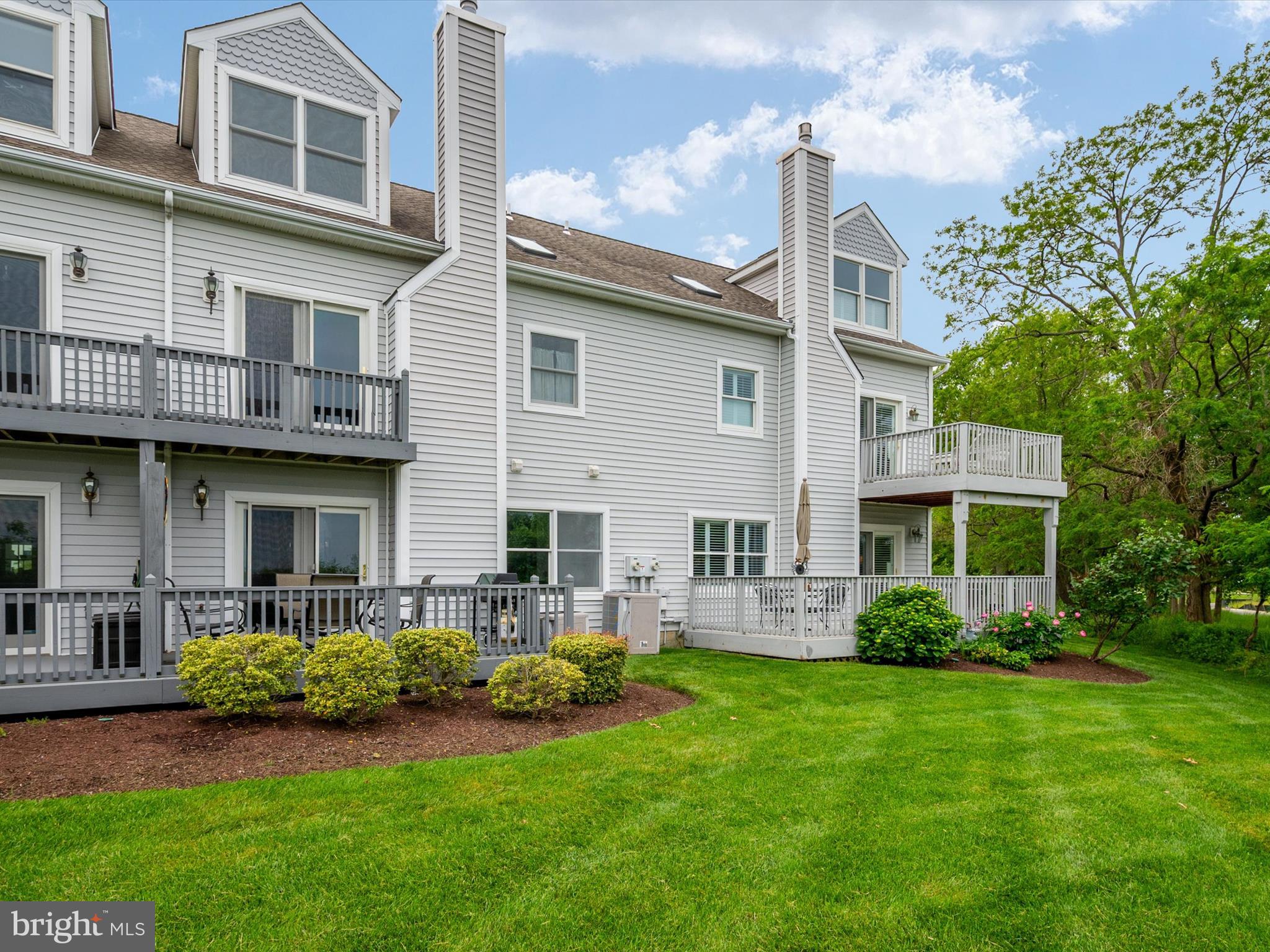 BAYSIDE MARINA - Residential