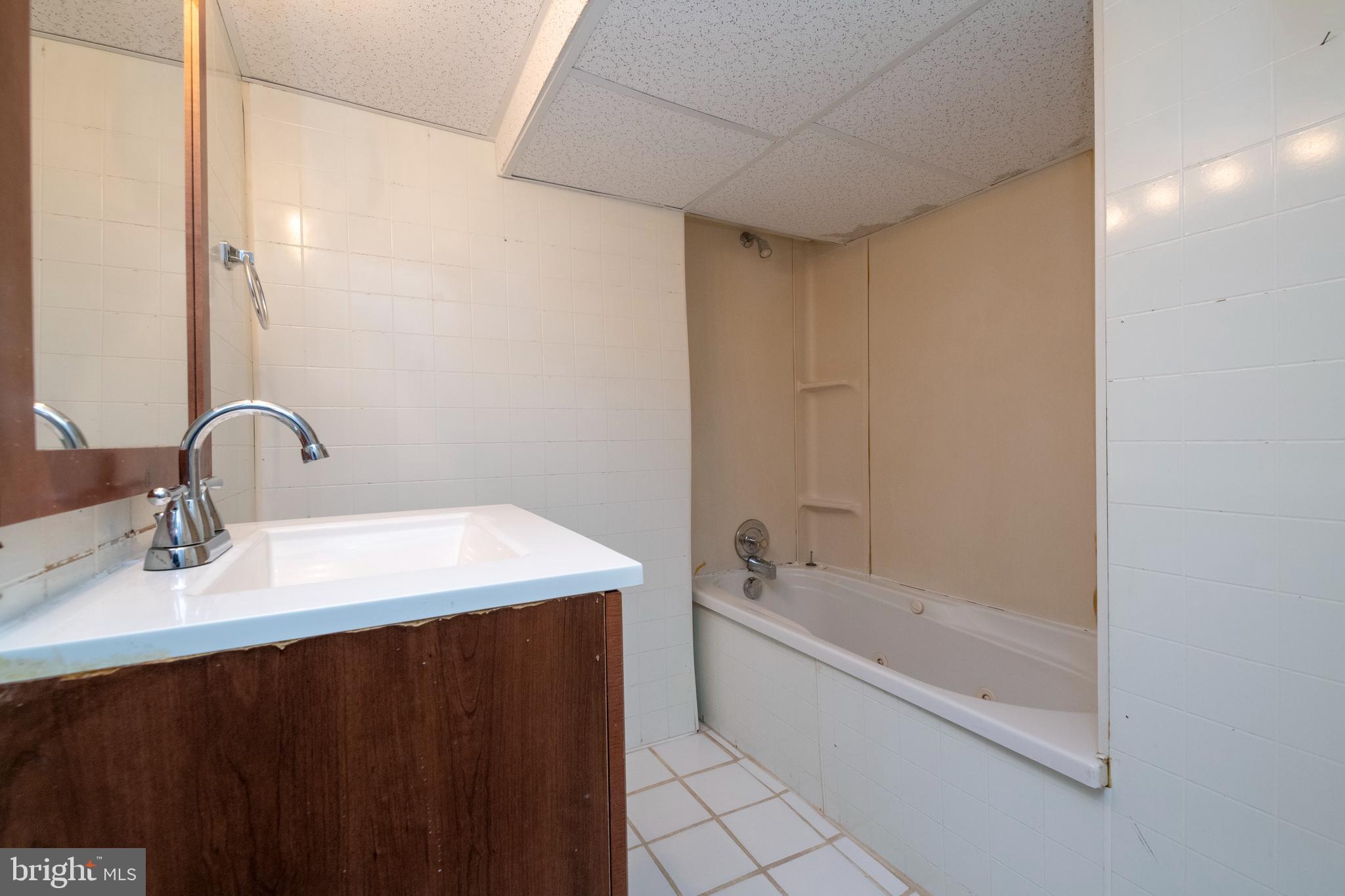 MURRAY POINT - Residential