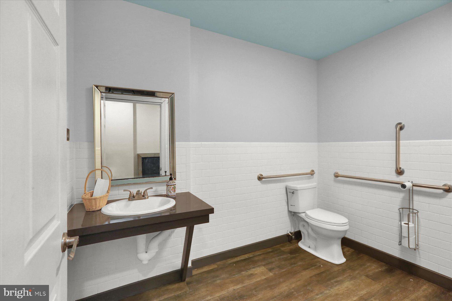 COLUMBIA BOROUGH - Commercial Sale