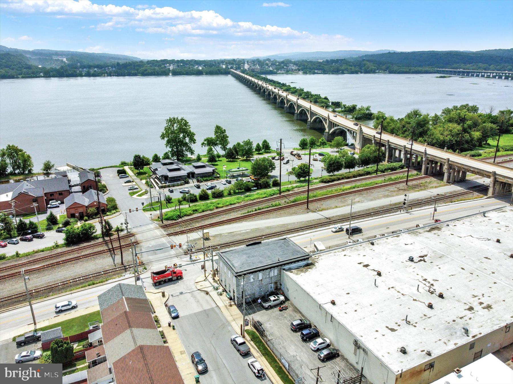 COLUMBIA BOROUGH - Commercial Sale