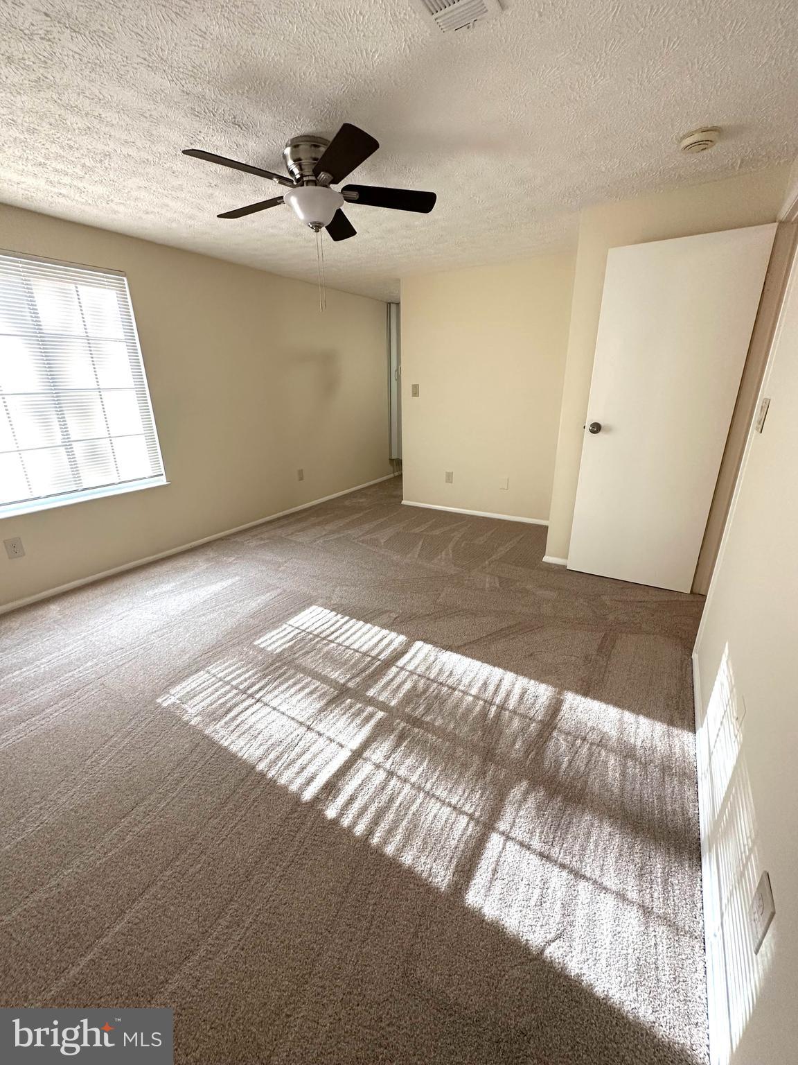 NEWINGTON COMMONS - Residential Lease