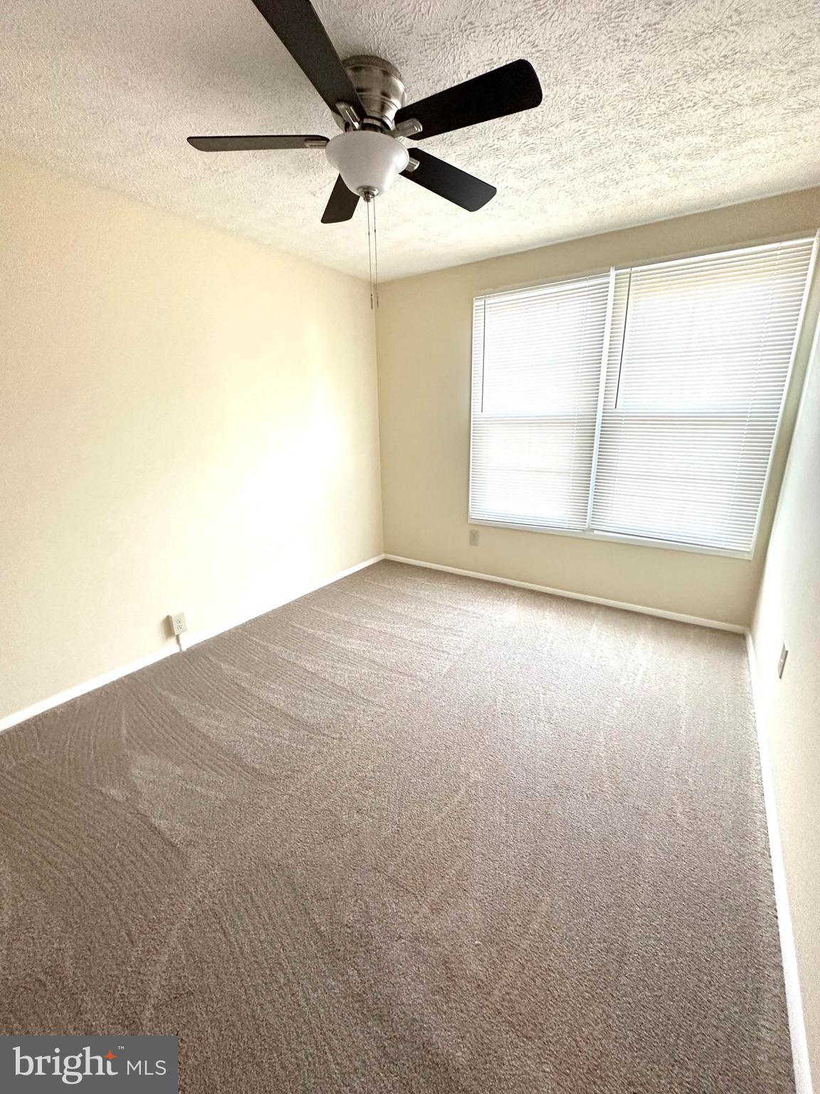 NEWINGTON COMMONS - Residential Lease