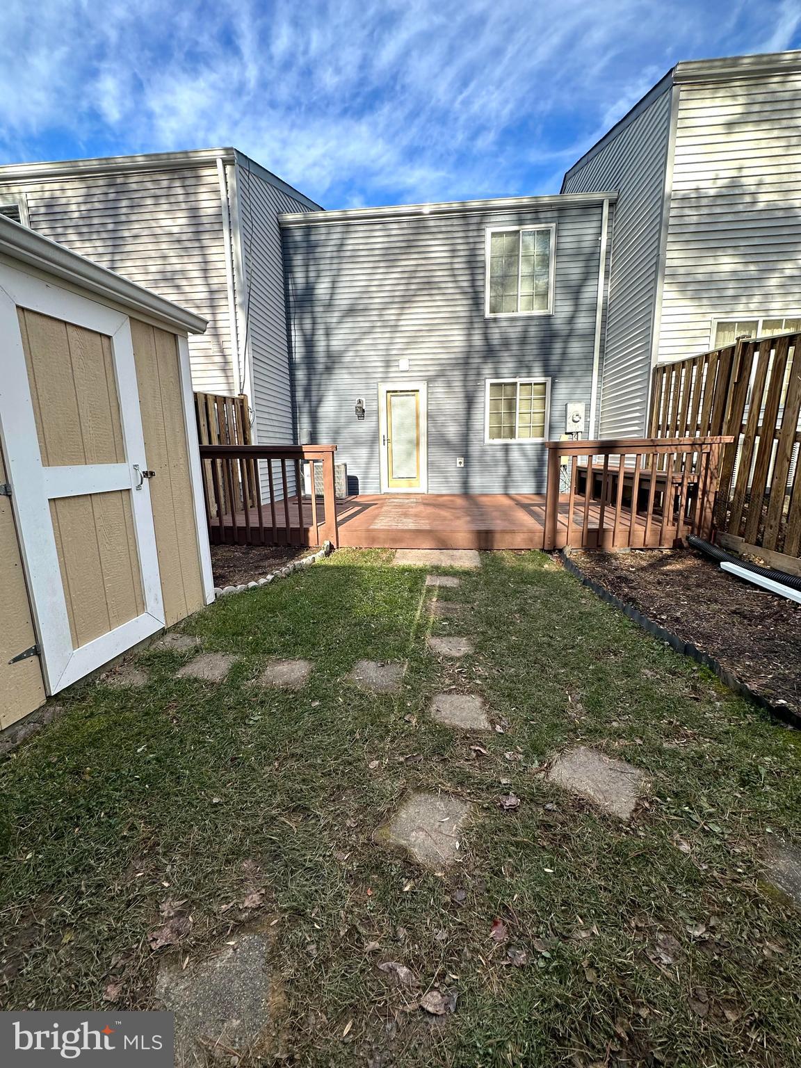 NEWINGTON COMMONS - Residential Lease