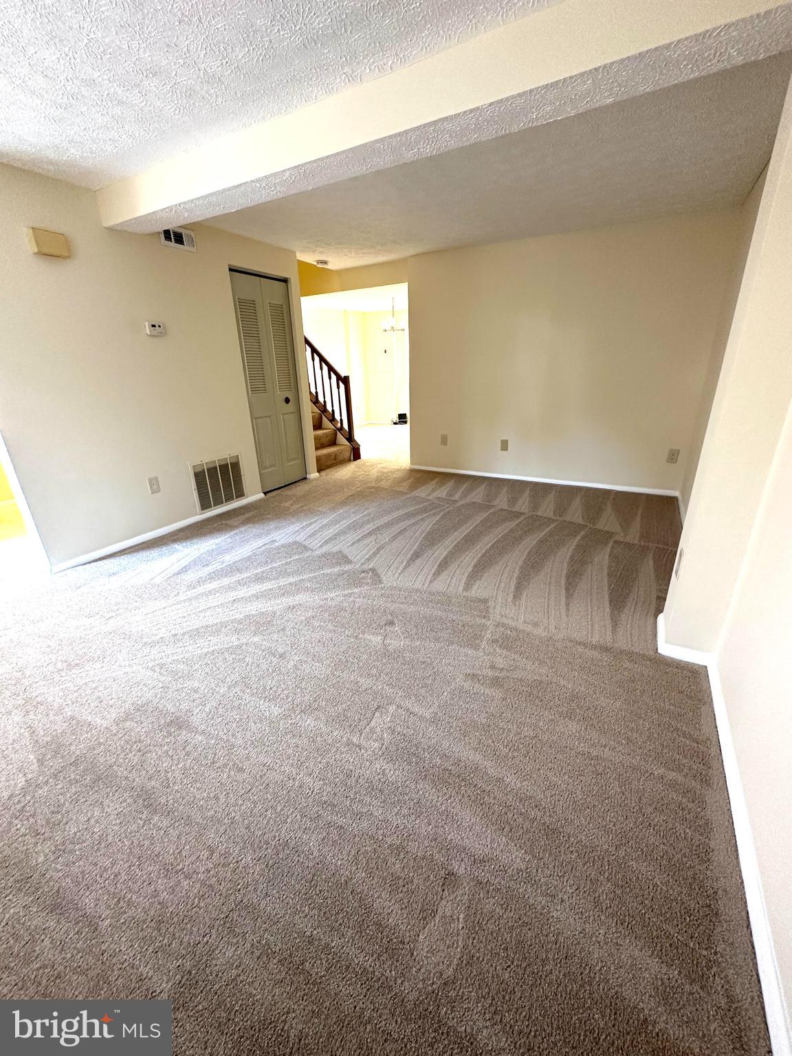 NEWINGTON COMMONS - Residential Lease