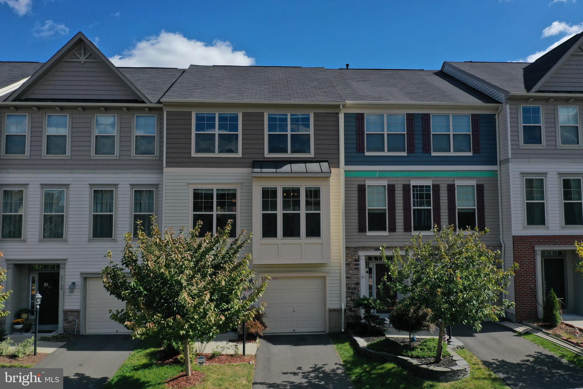 ALEXANDERS CHASE - Residential