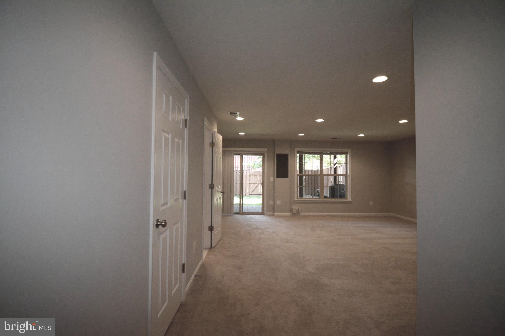 ALEXANDERS CHASE - Residential