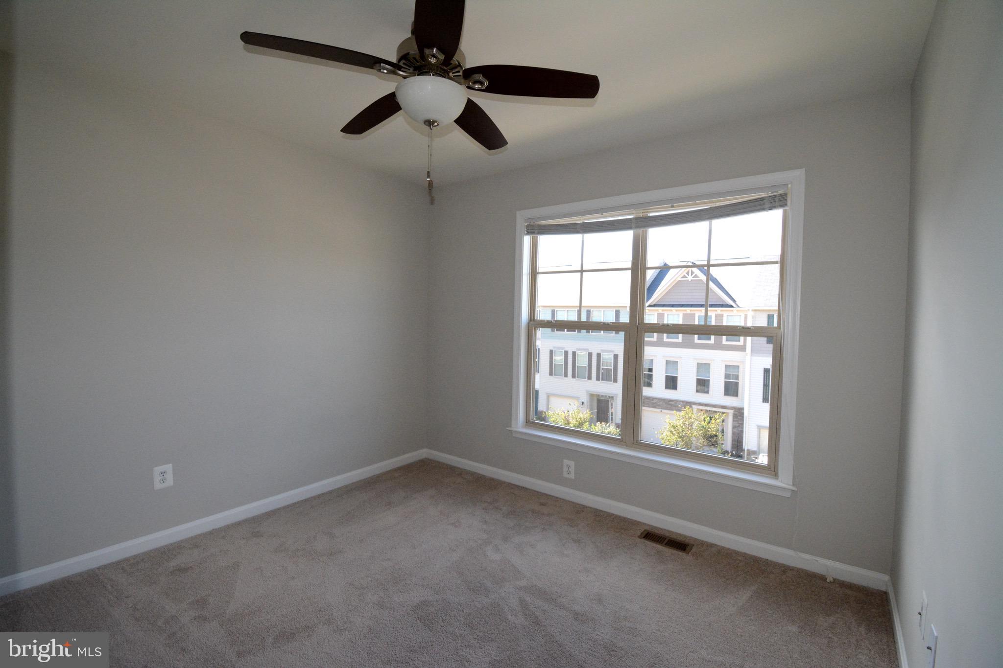 ALEXANDERS CHASE - Residential