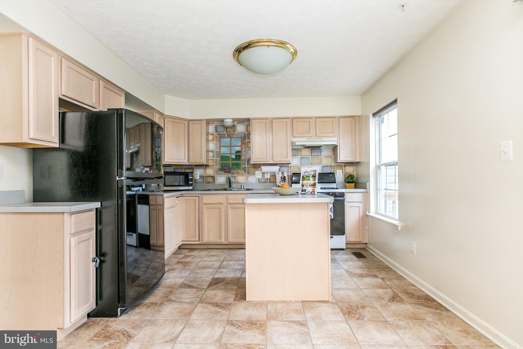 CASTLE STONE AT WHITE MARSH - Residential