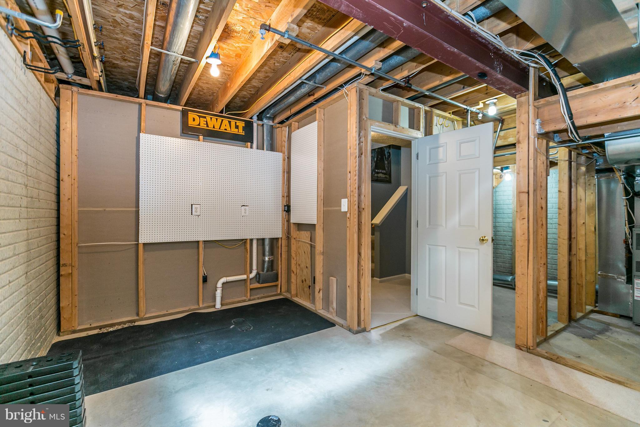 CASTLE STONE AT WHITE MARSH - Residential