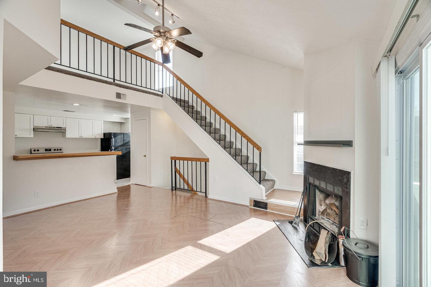 4418 PEMBROOK VILLAGE DRIVE 121