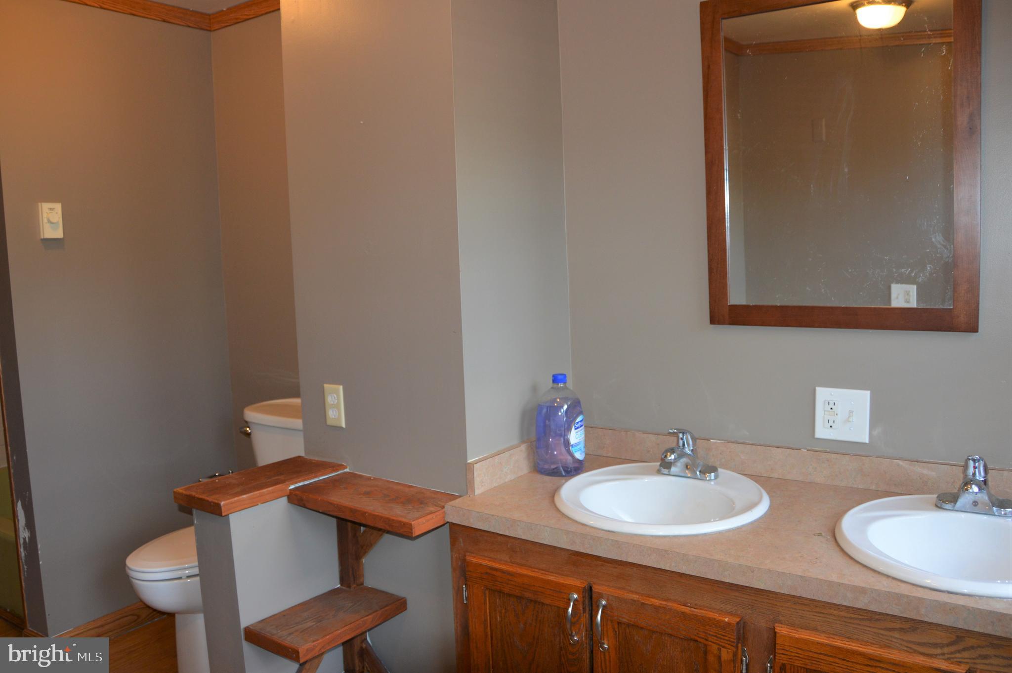 PINE GROVE - Residential