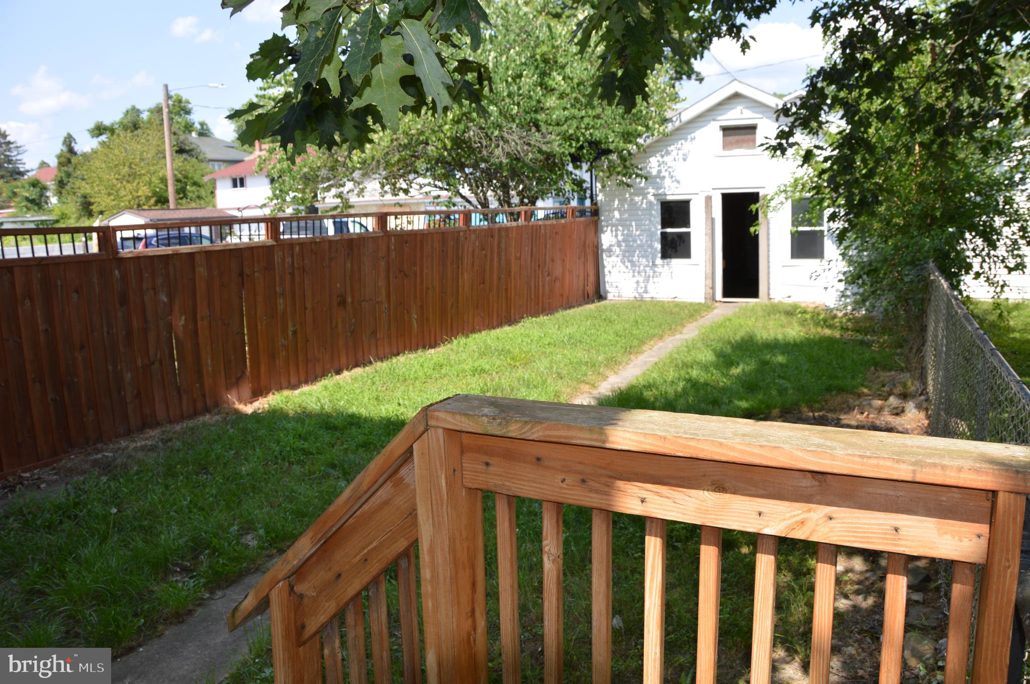 PINE GROVE - Residential