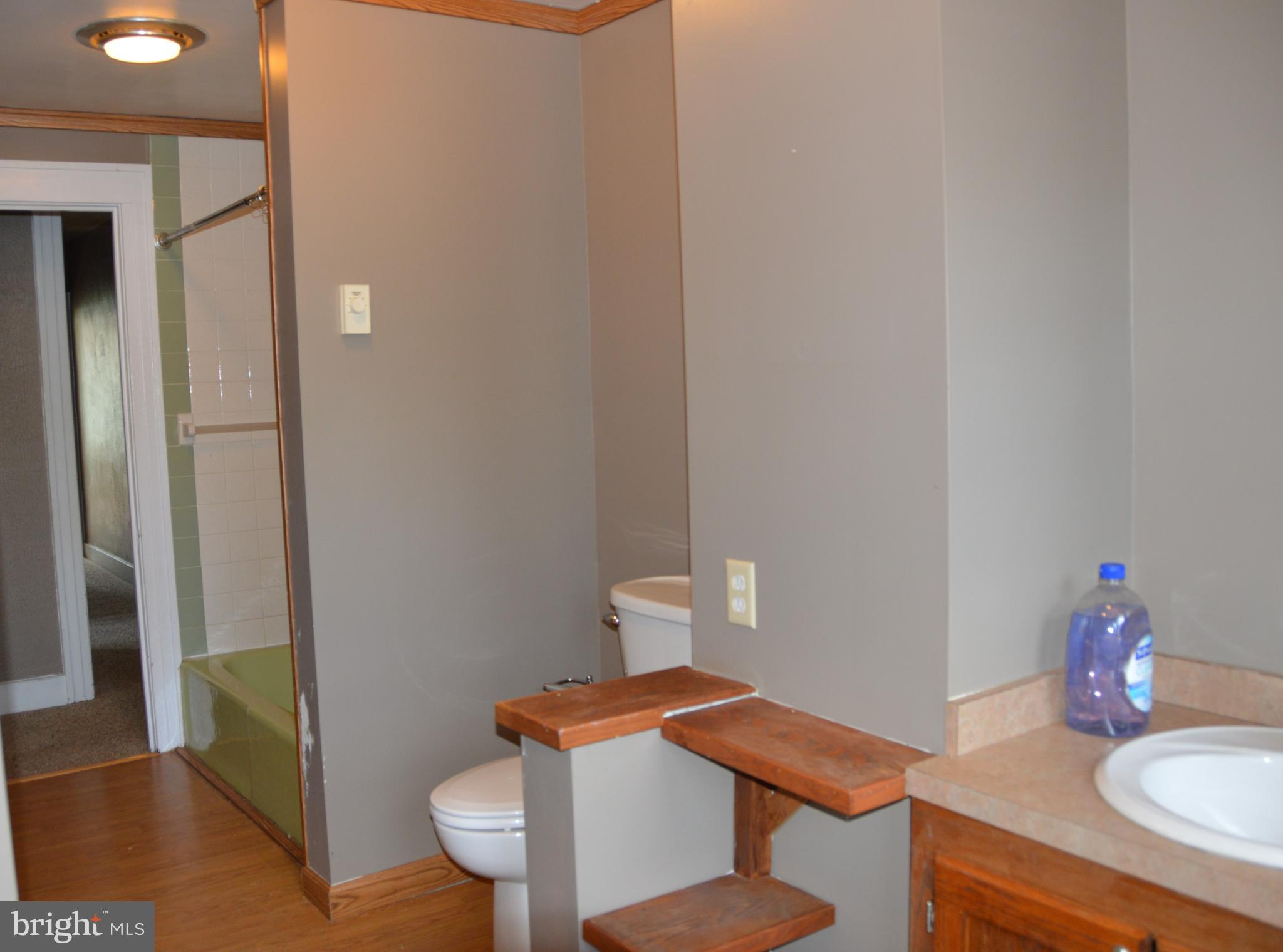 PINE GROVE - Residential