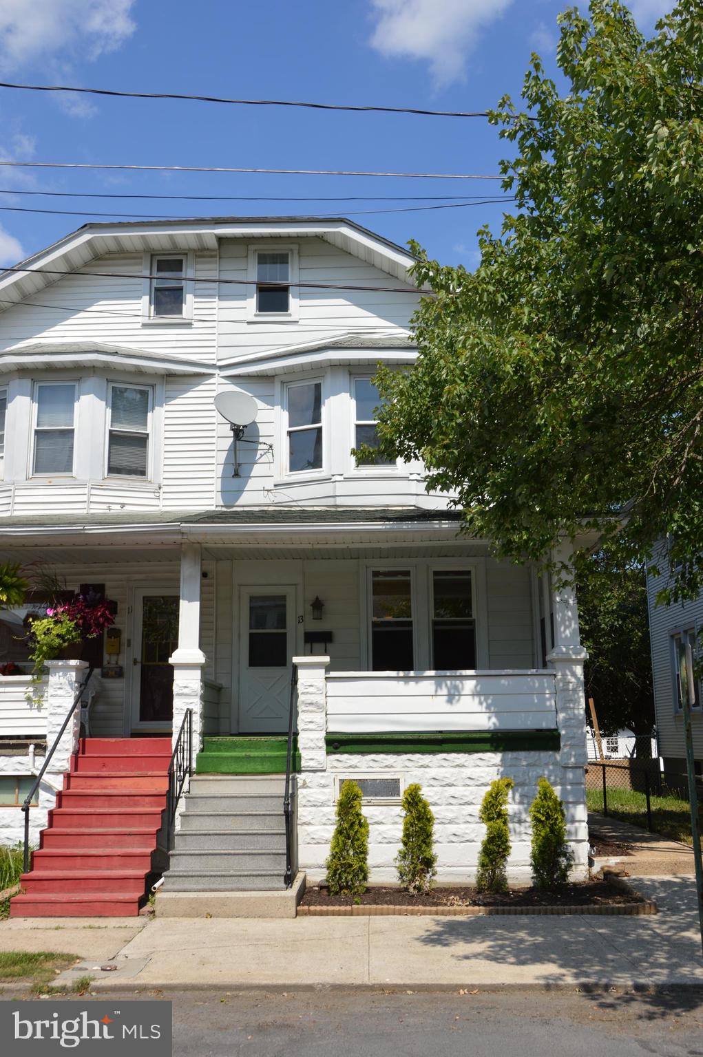 PINE GROVE - Residential