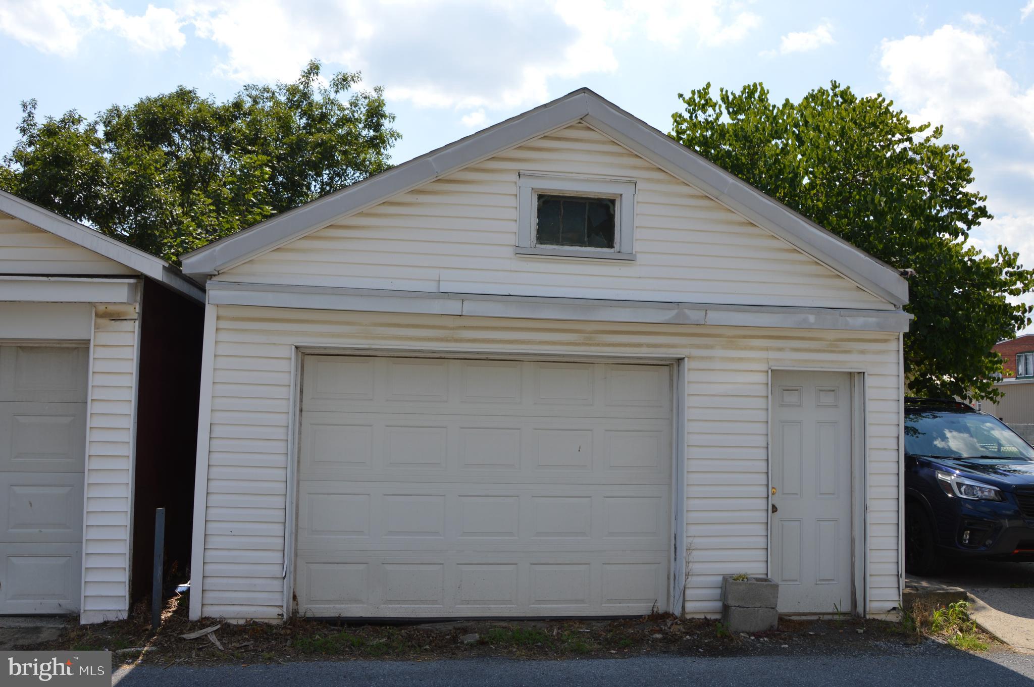 PINE GROVE - Residential