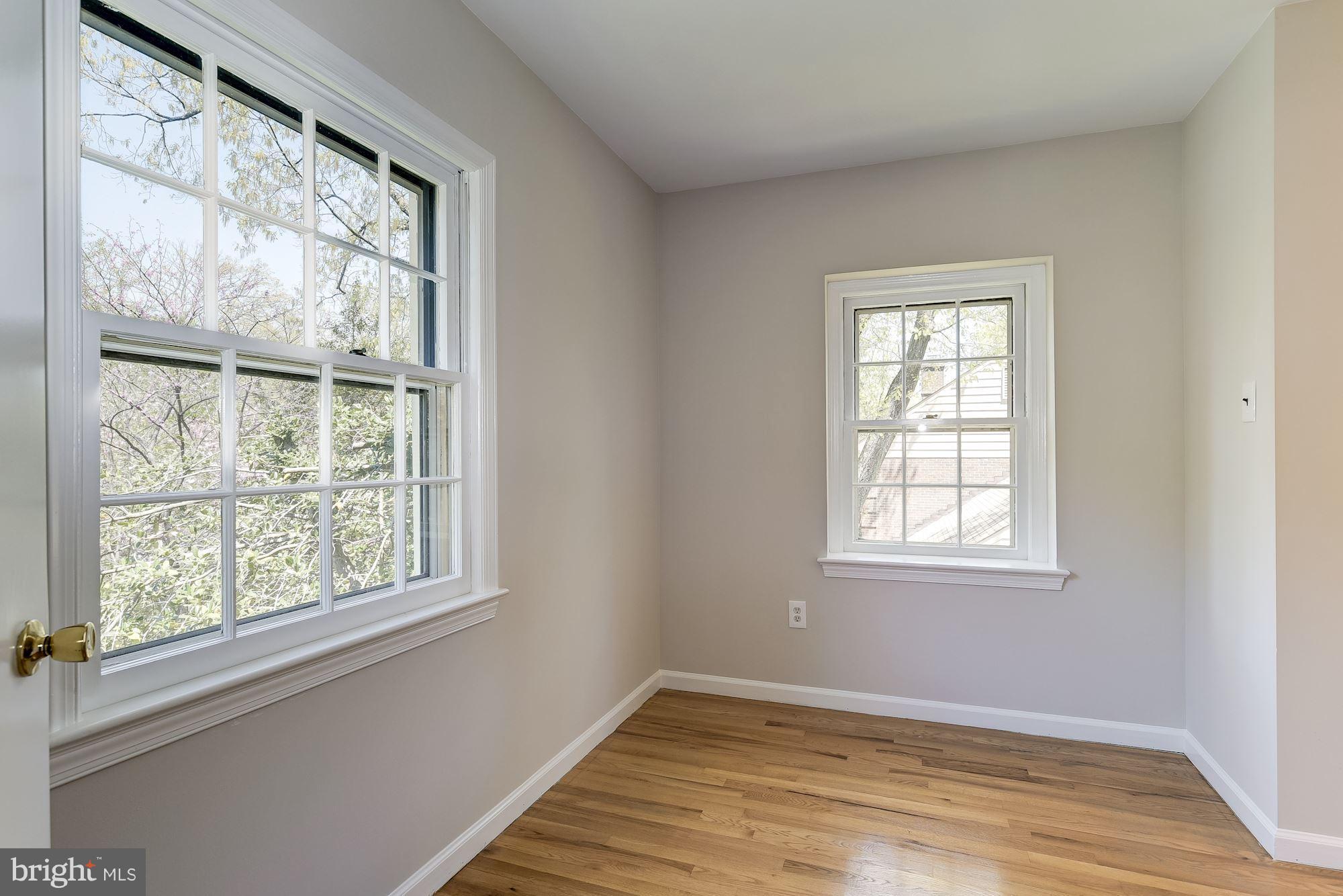 COUNTRY PLACE - Residential