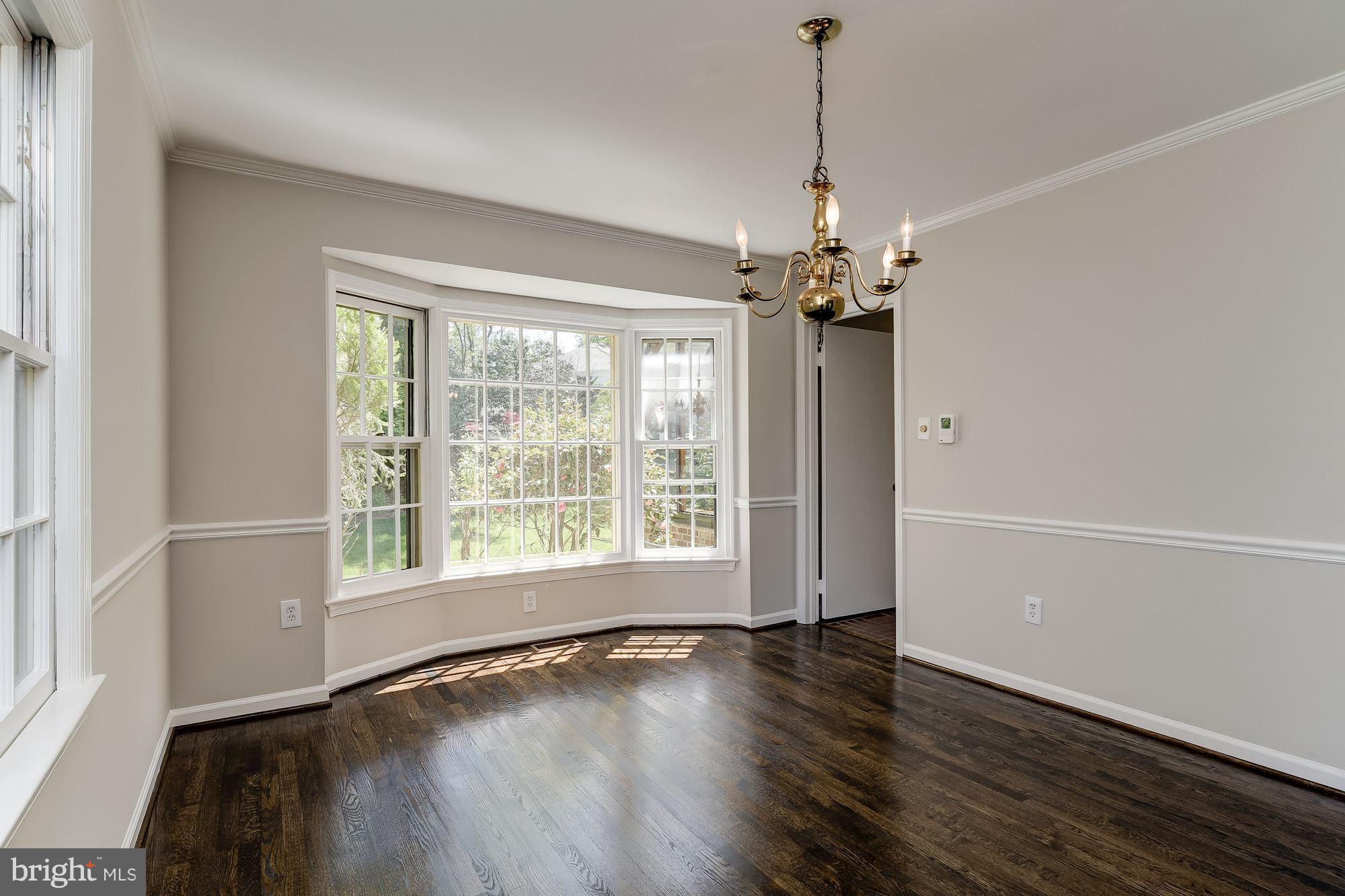 COUNTRY PLACE - Residential