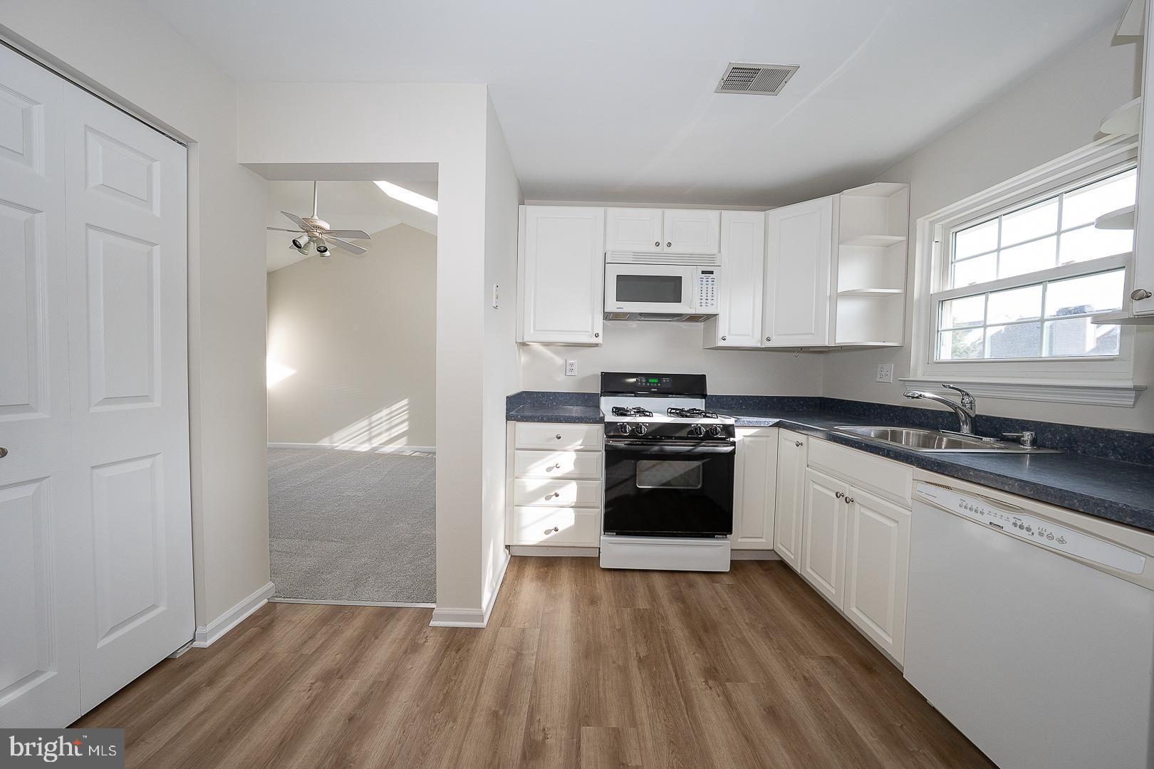 EXTON STATION - Residential