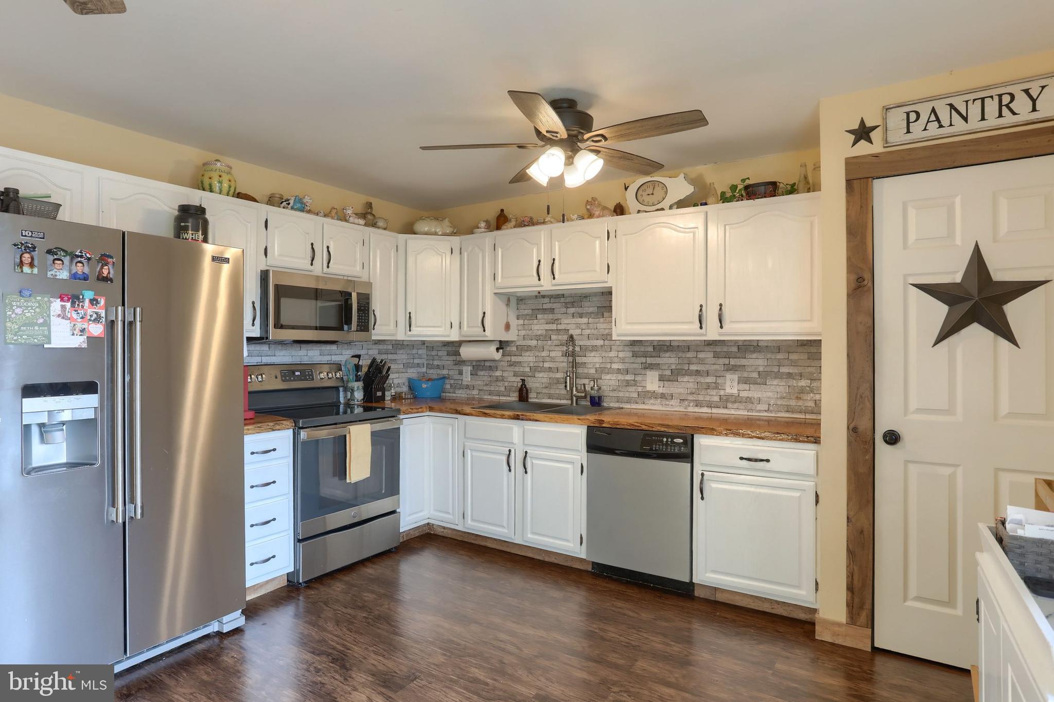 JONESTOWN - Residential