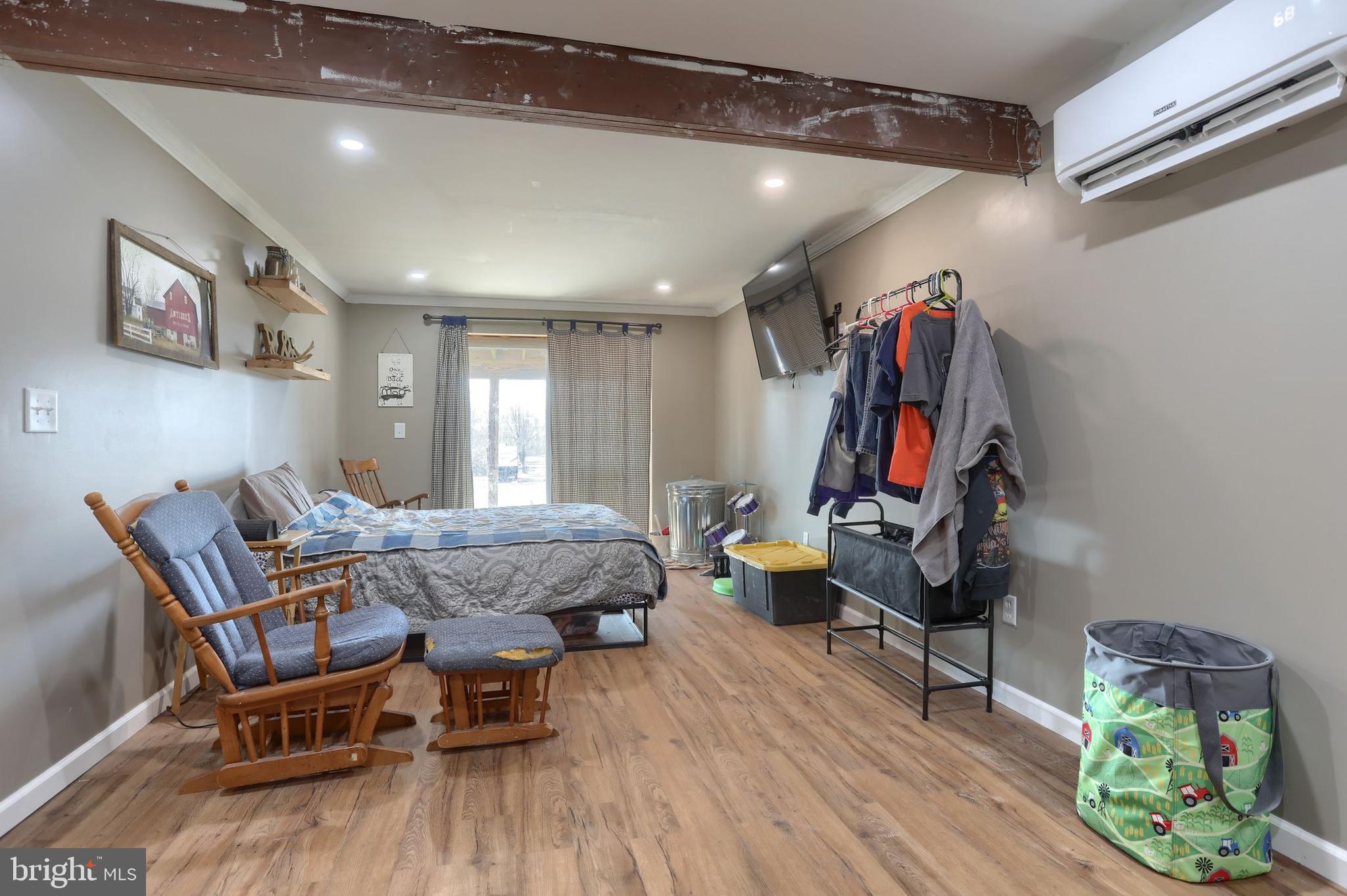 JONESTOWN - Residential