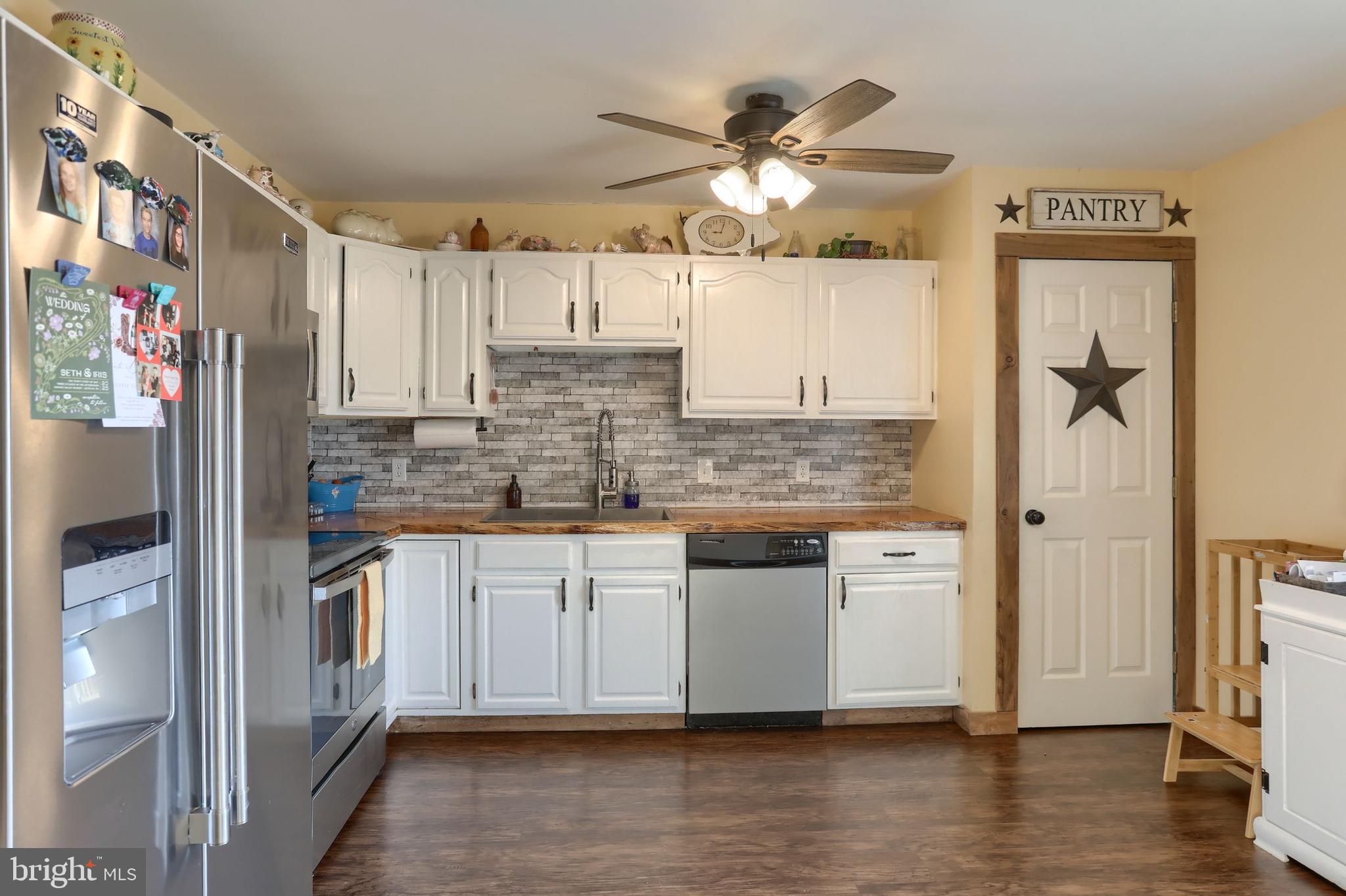 JONESTOWN - Residential