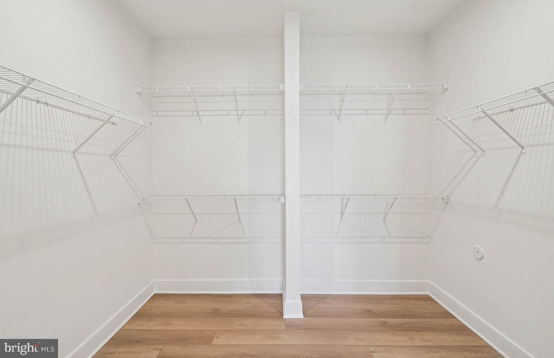 THE FLATS AT NORTHSIDE - Residential