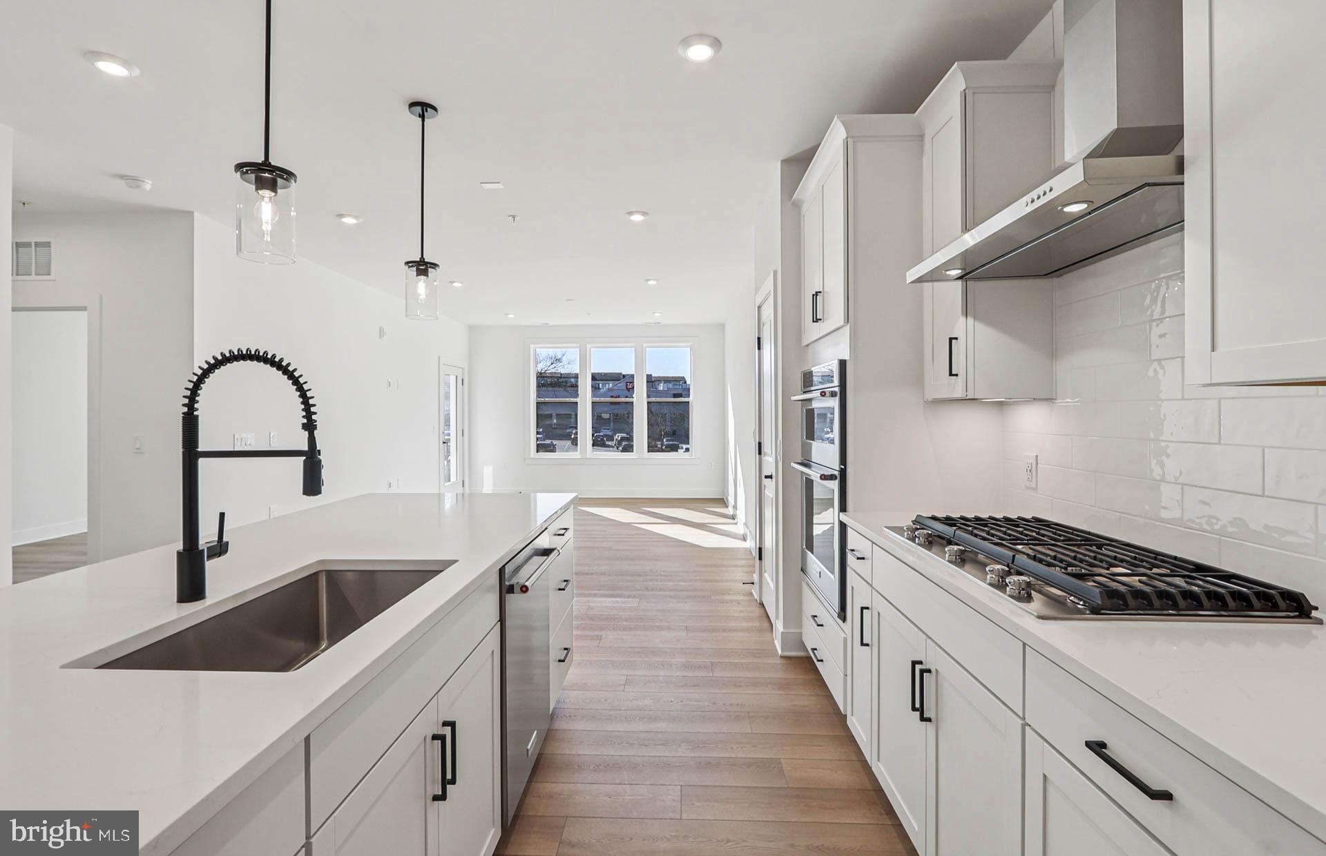 THE FLATS AT NORTHSIDE - Residential