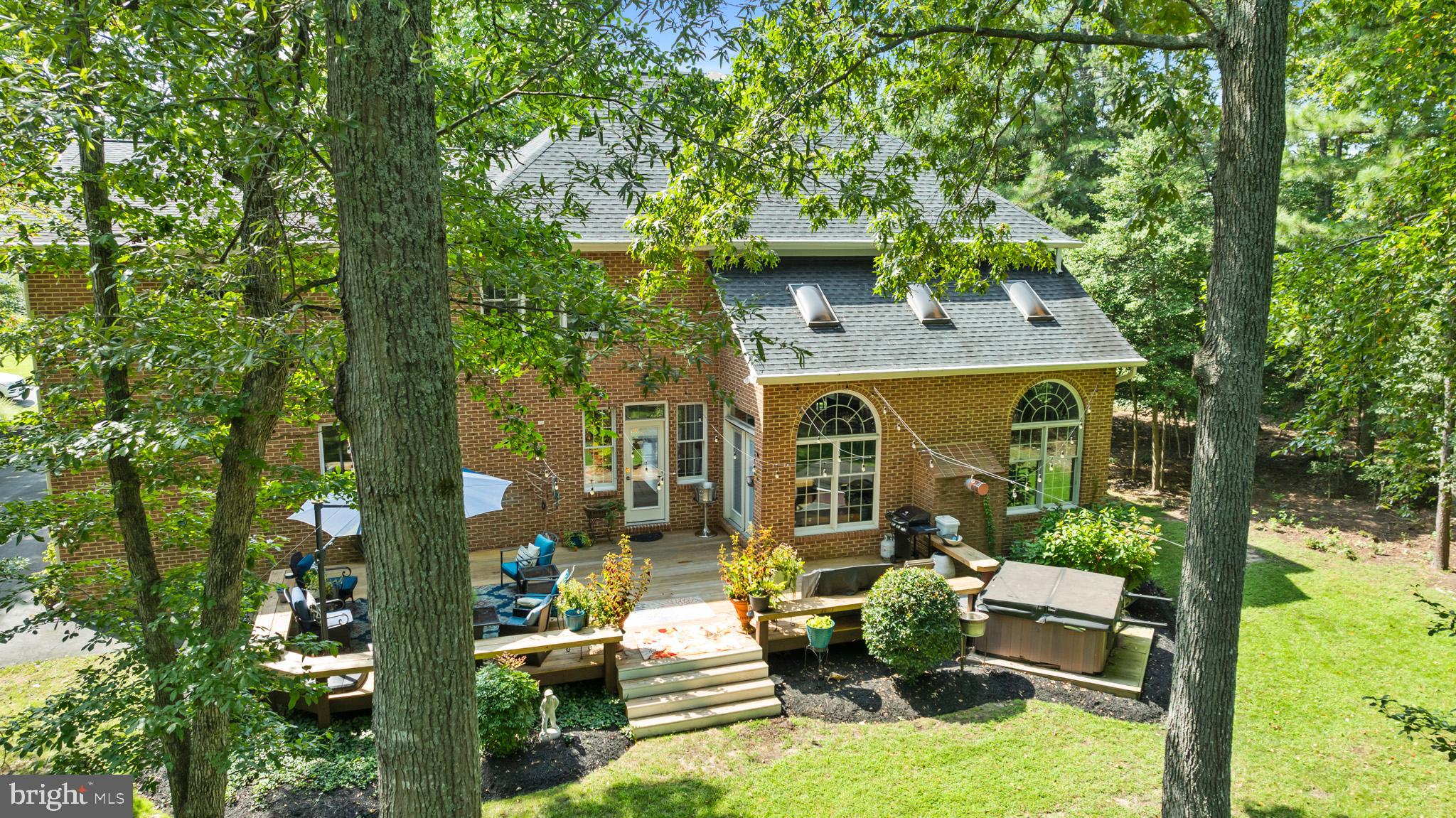 SWAN POINT - Residential