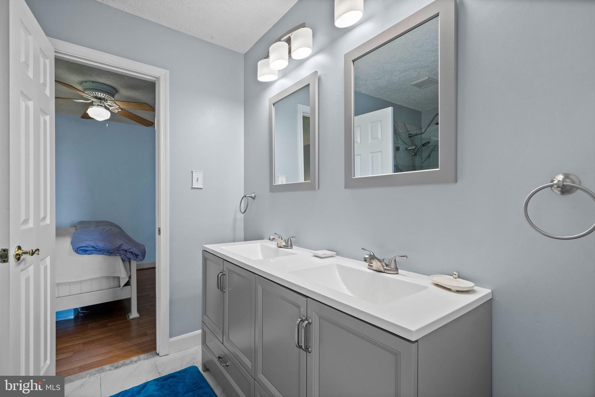 SWAN POINT - Residential