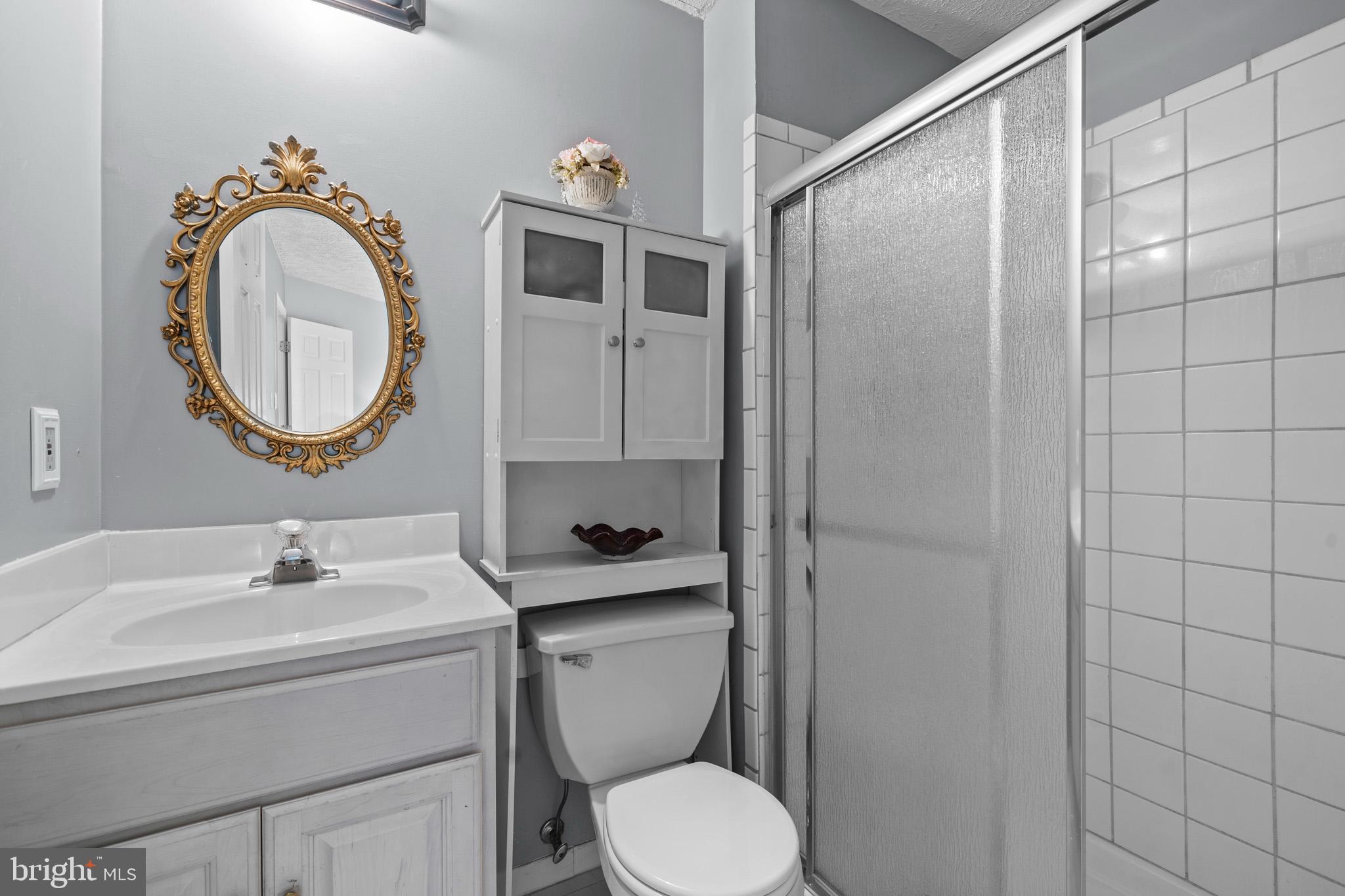 SWAN POINT - Residential