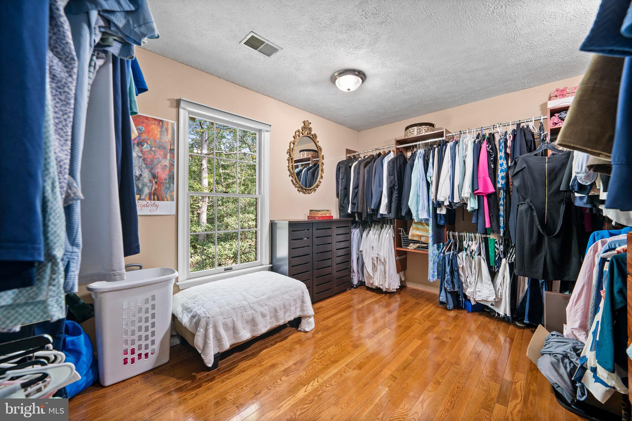 SWAN POINT - Residential