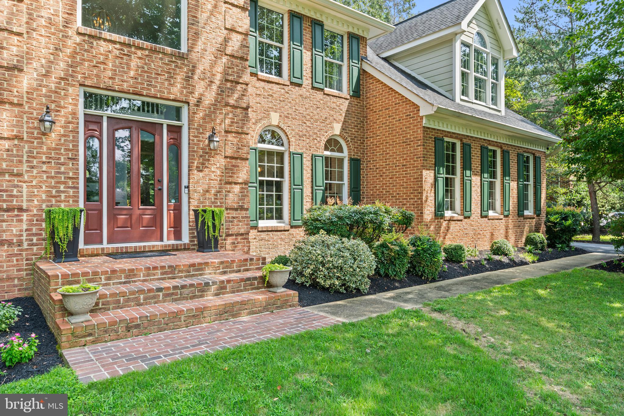 SWAN POINT - Residential