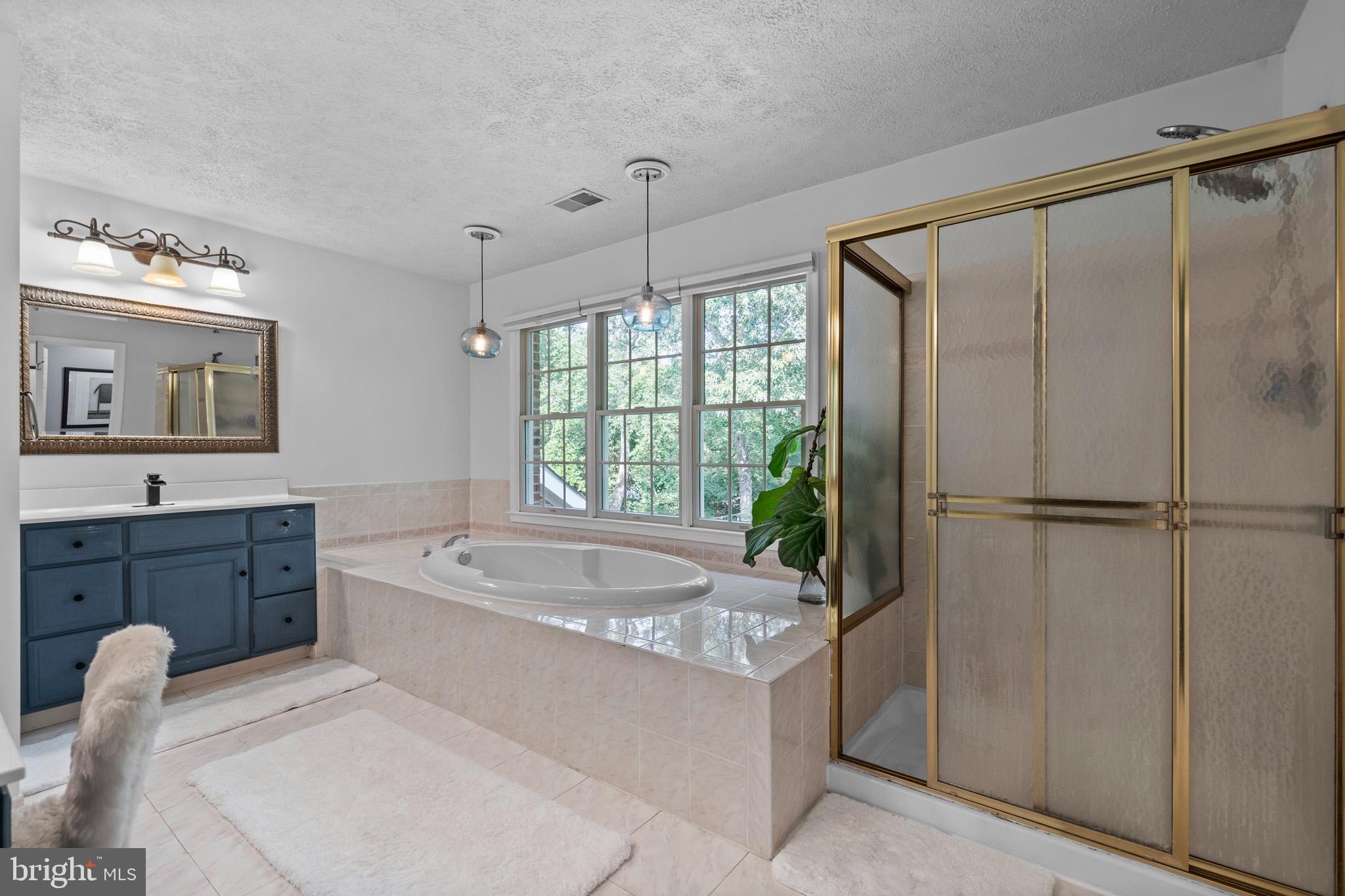 SWAN POINT - Residential