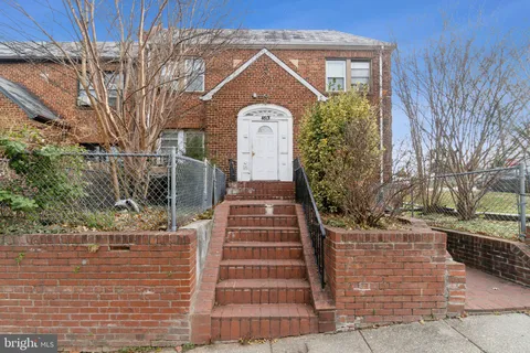 MLS: DCDC2259270