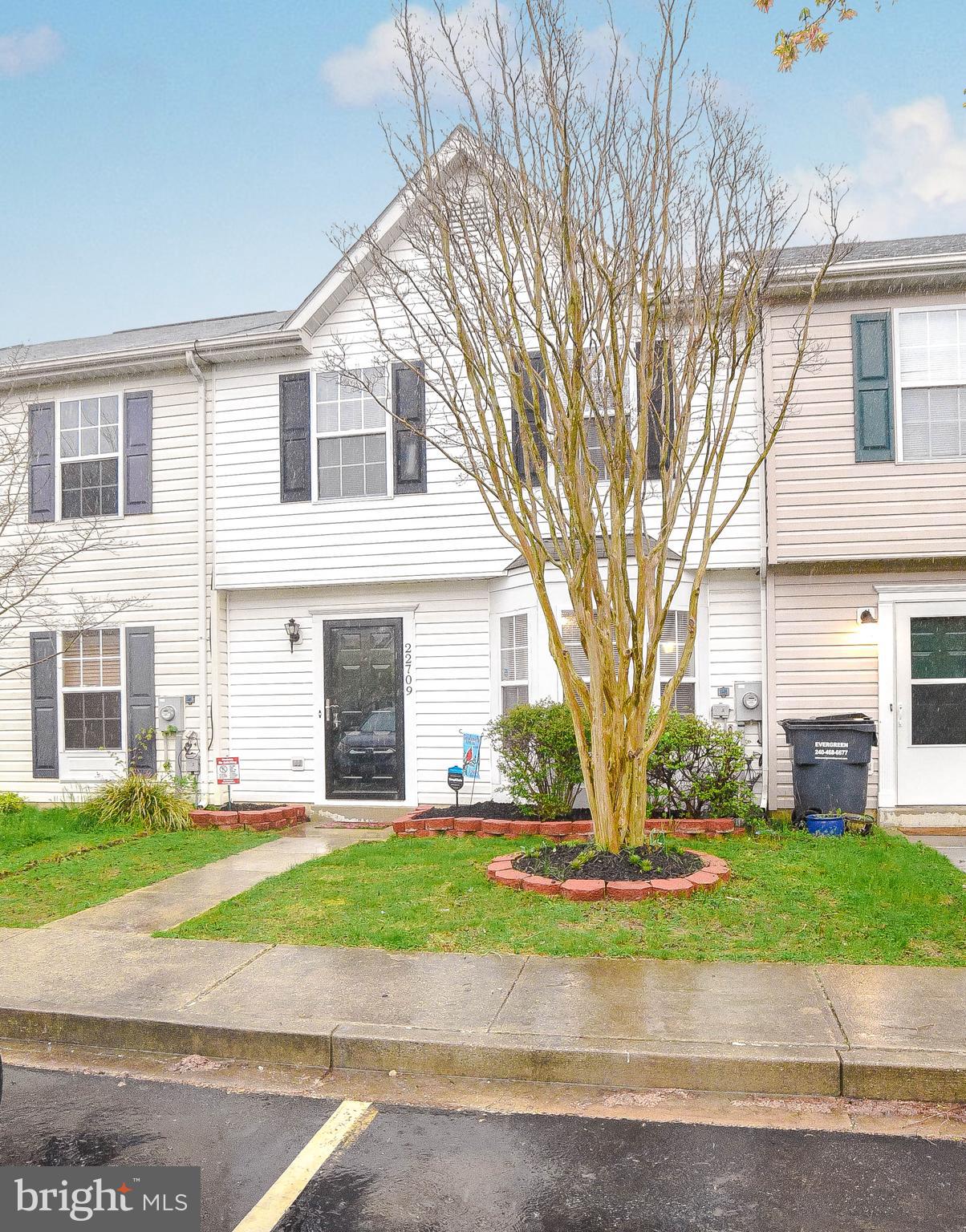 LAUREL GLEN - Residential