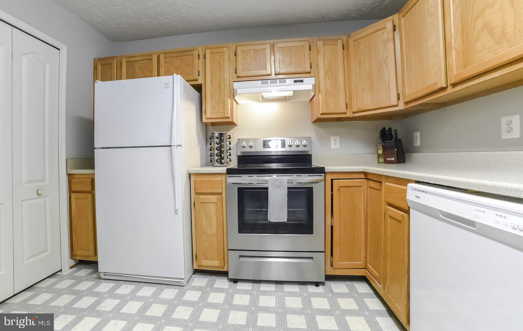 LAUREL GLEN - Residential