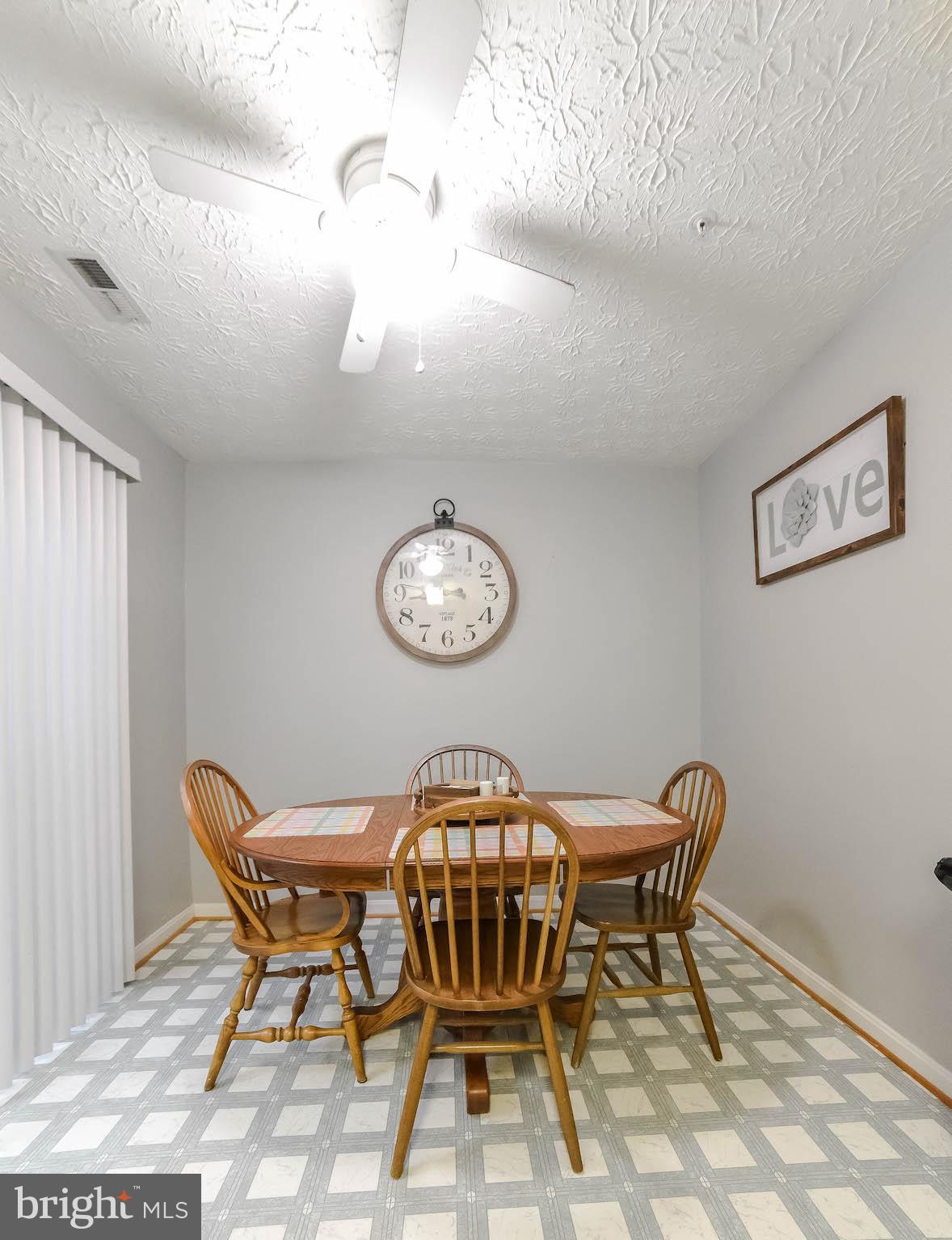 LAUREL GLEN - Residential