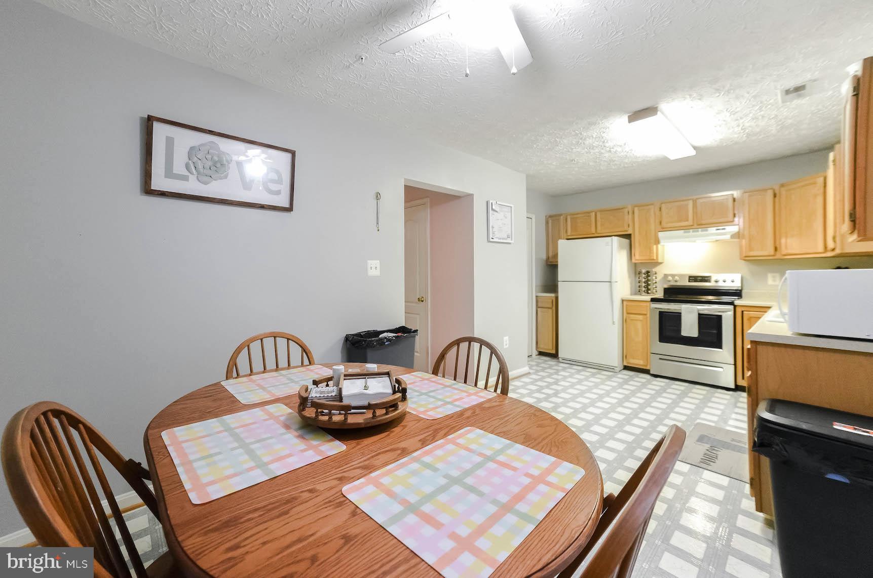 LAUREL GLEN - Residential