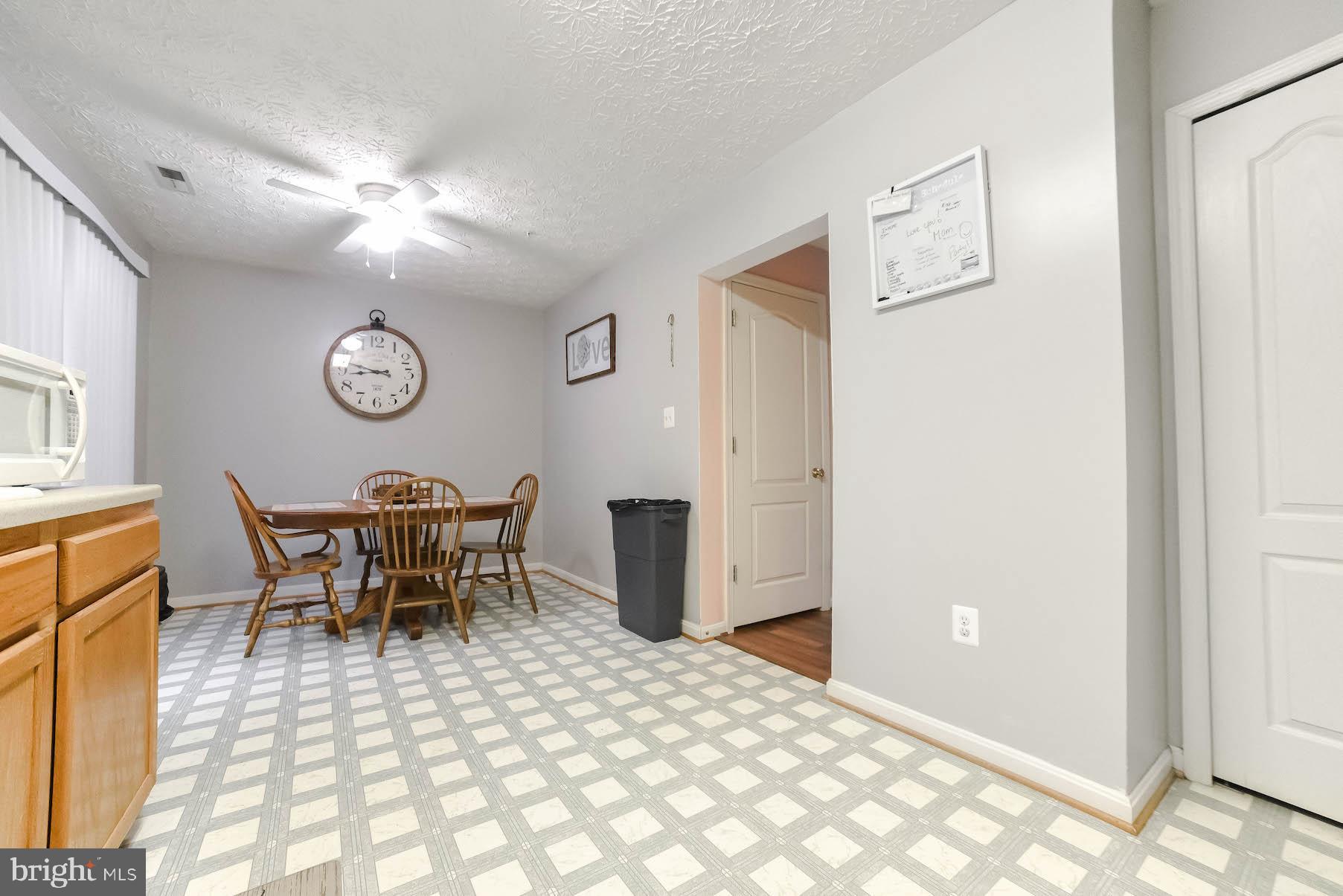 LAUREL GLEN - Residential