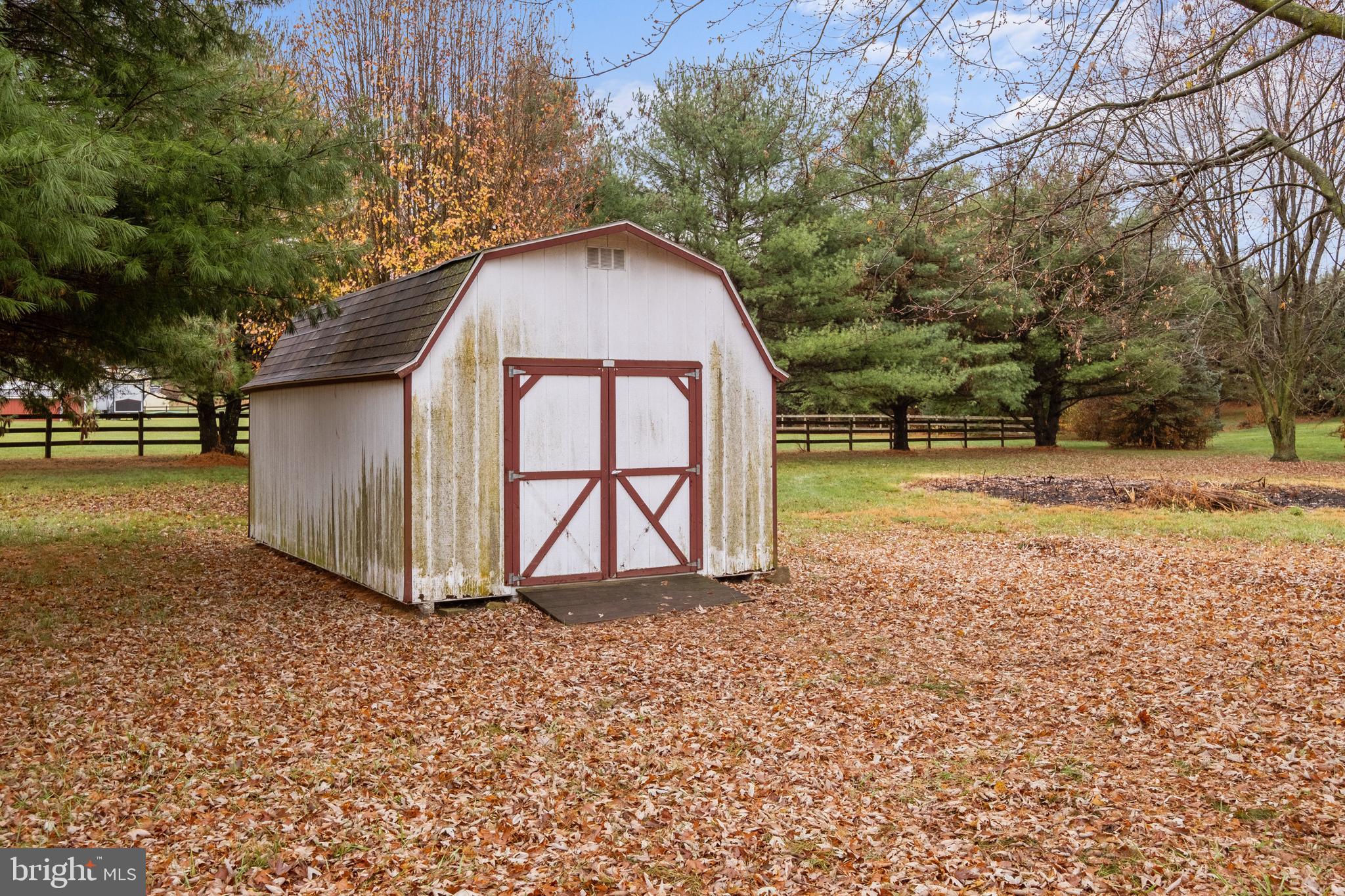 NORTH FORK FARMS - Residential