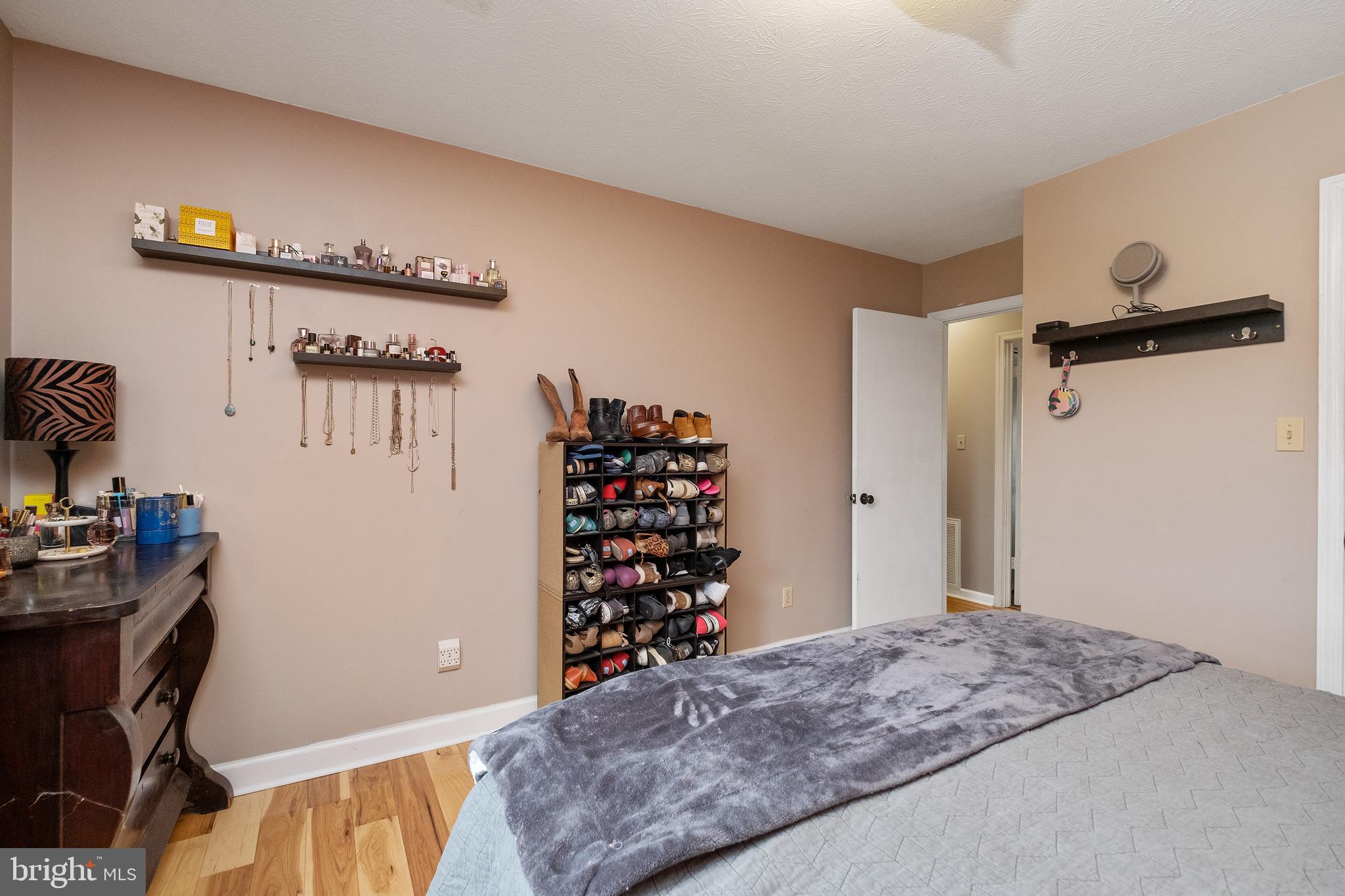 NORTH FORK FARMS - Residential