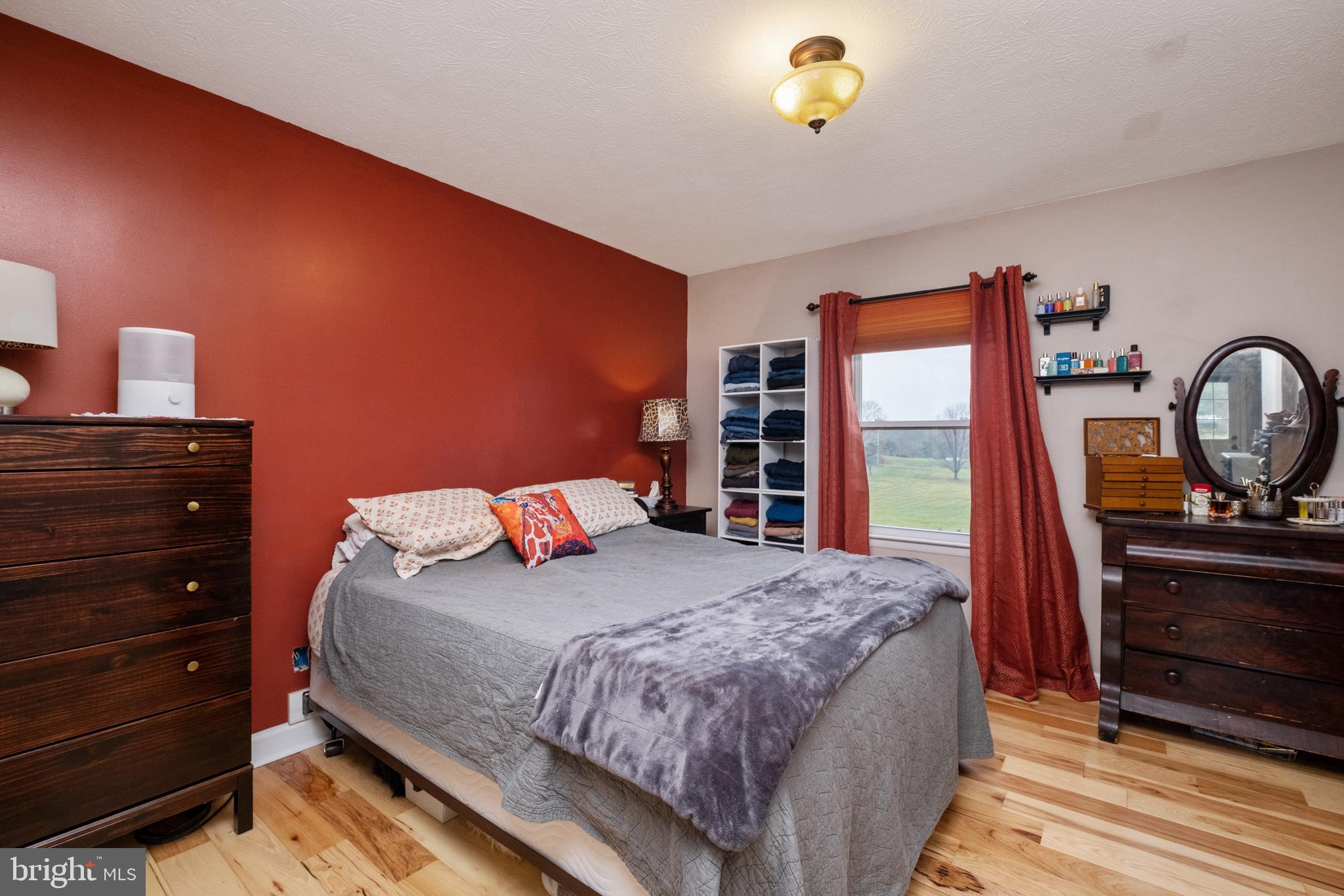 NORTH FORK FARMS - Residential