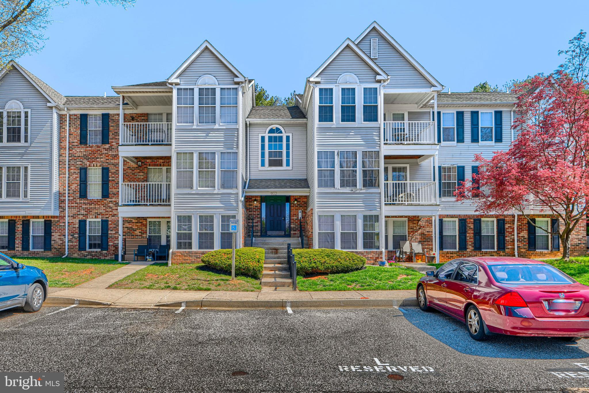 BRENTWOOD CONDO - Residential