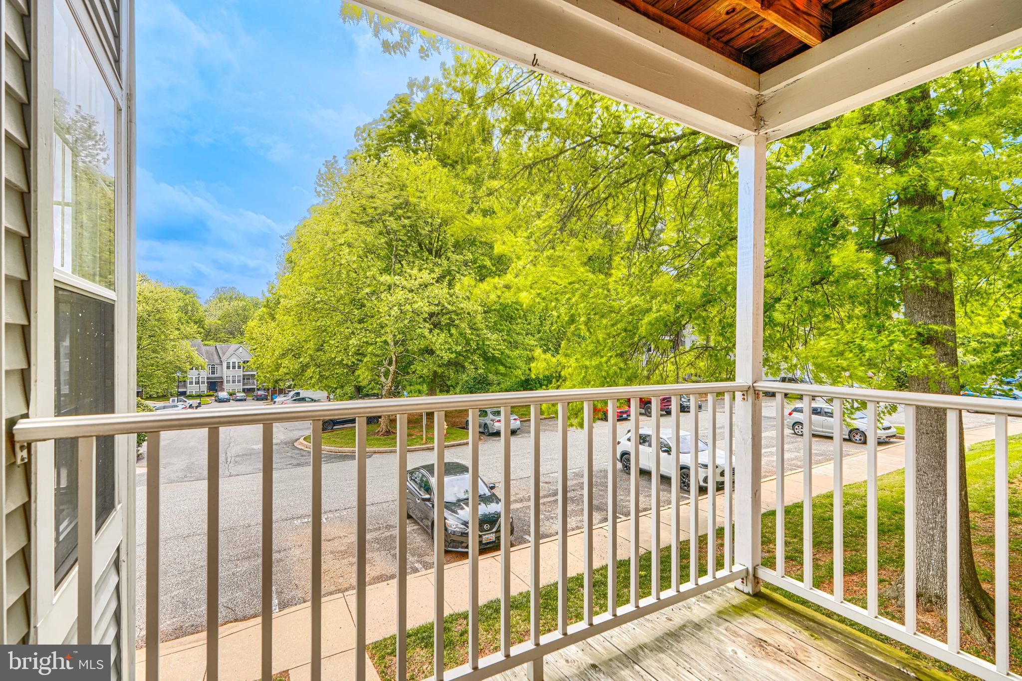 BRENTWOOD CONDO - Residential