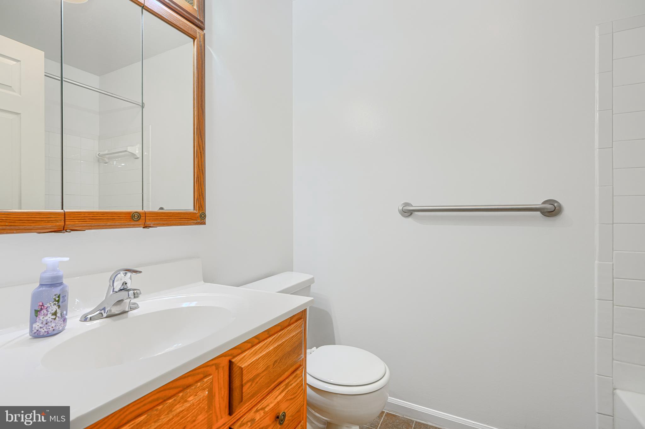 BRENTWOOD CONDO - Residential